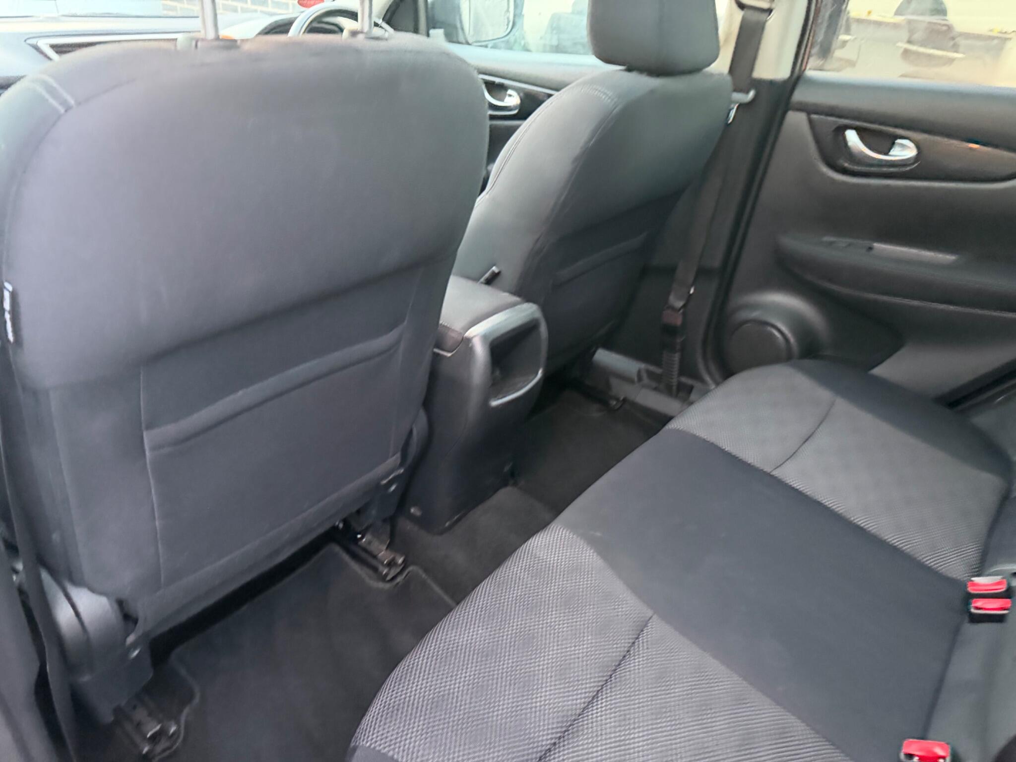 Nissan Qashqai view 25