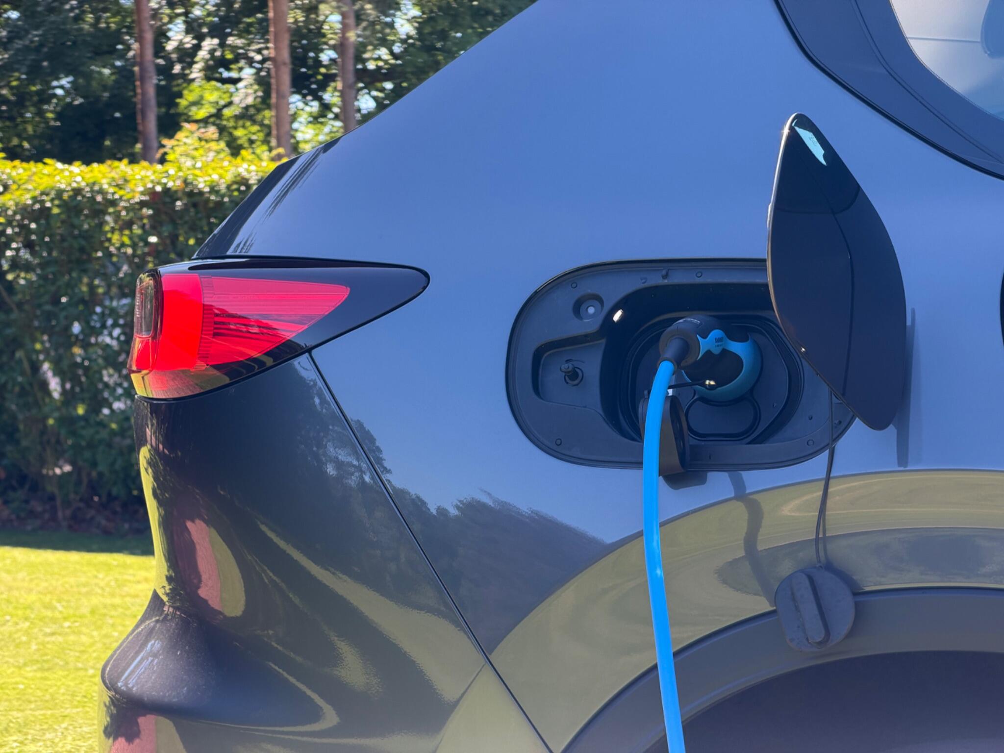 Mazda E-Skyactiv view 7