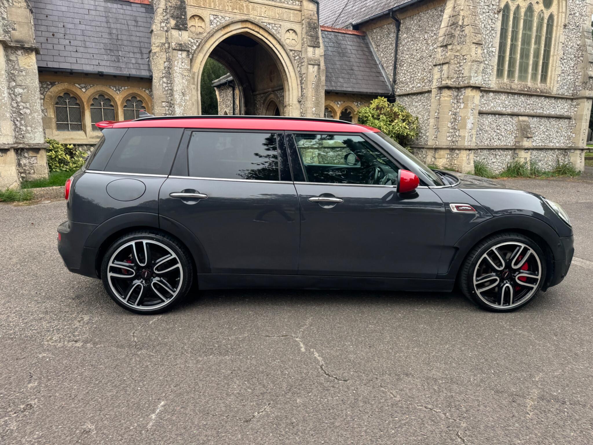 Mini Clubman view 21