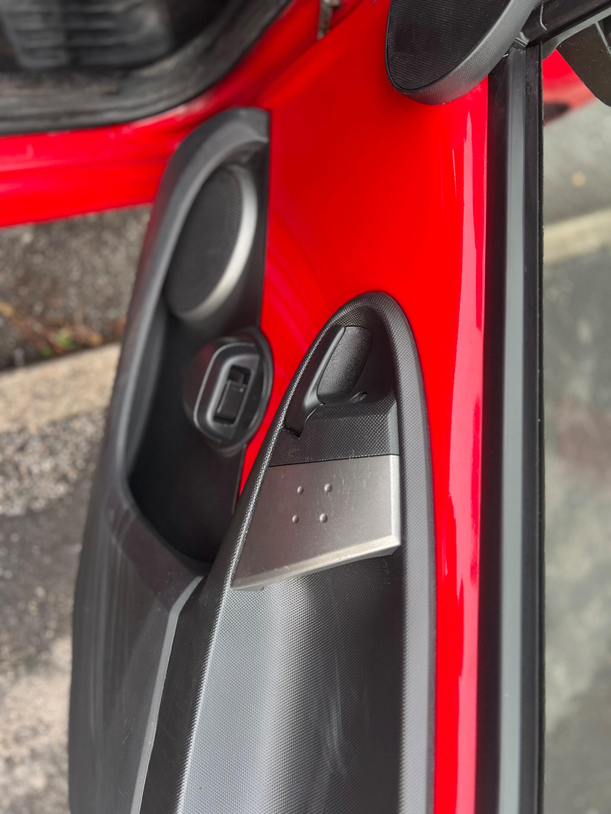 2014 Toyota AYGO image 29