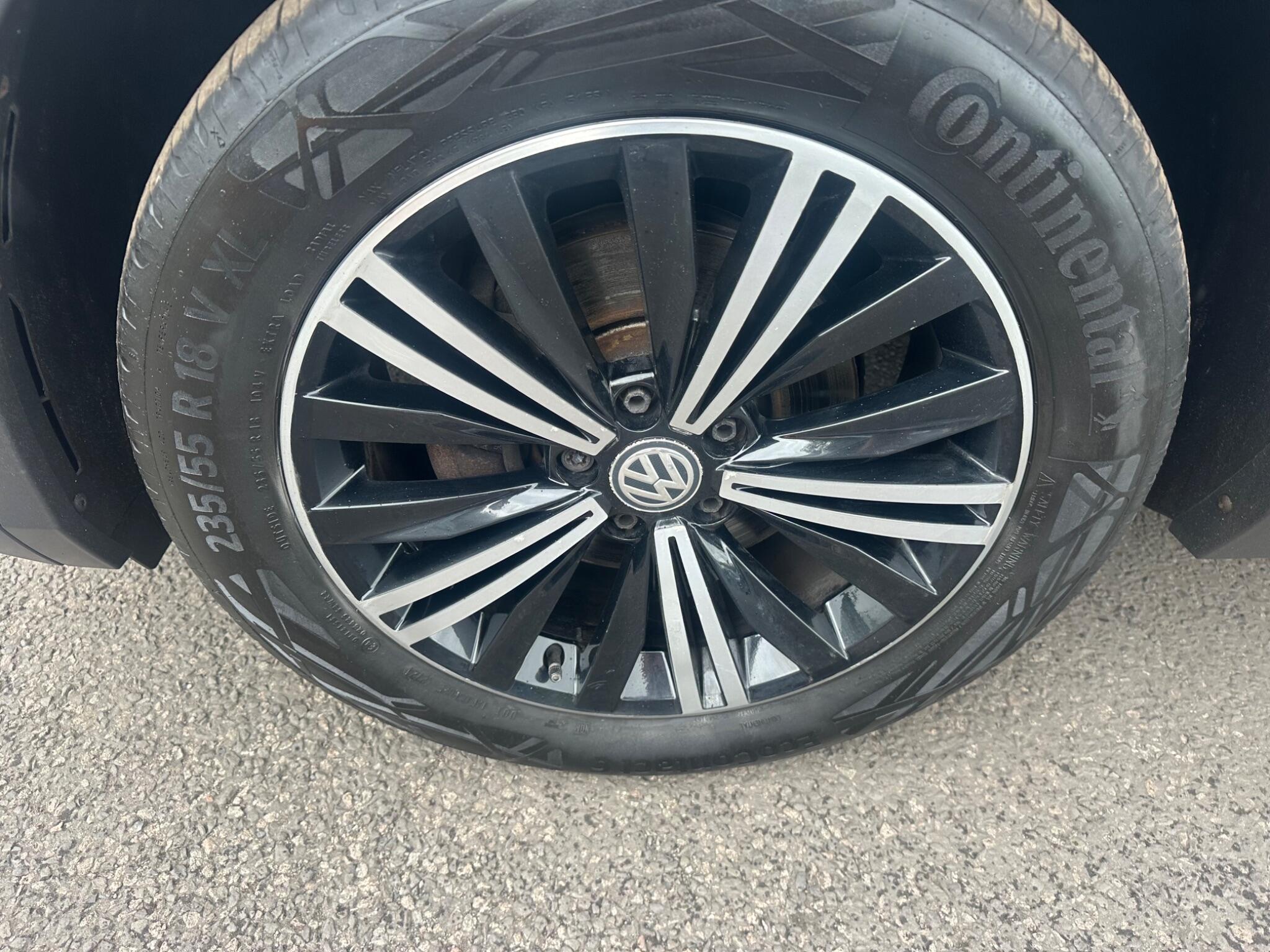 Volkswagen Tiguan view 32