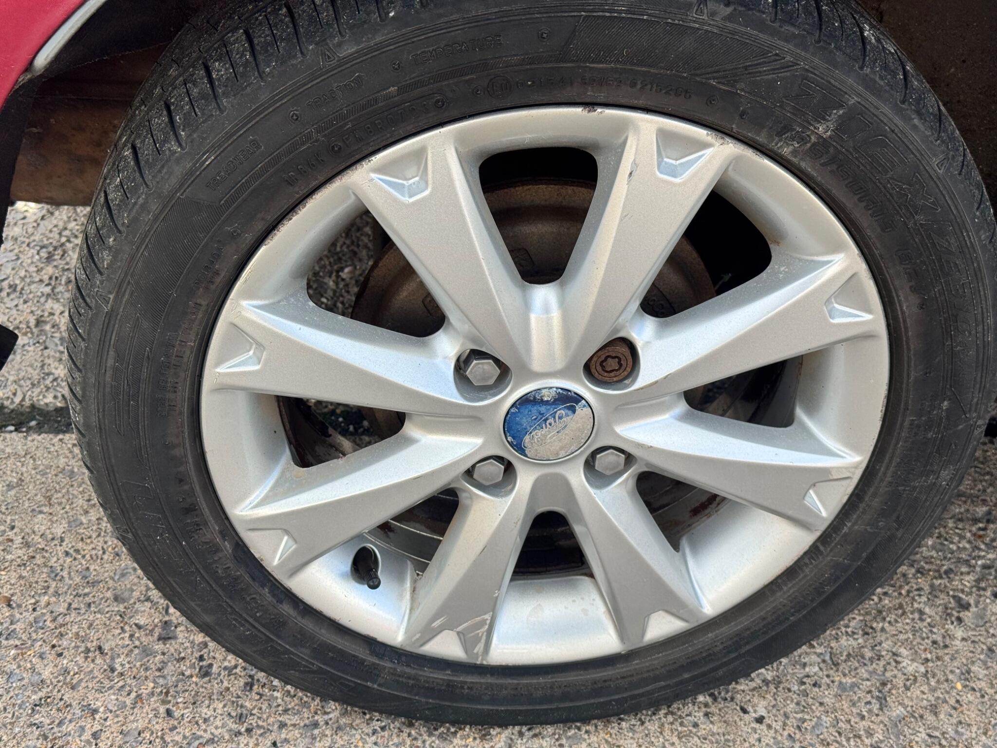 Ford Fiesta view 36