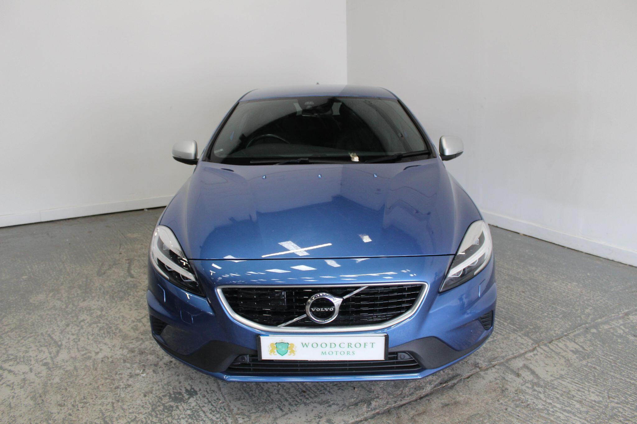 Volvo V40 view 13