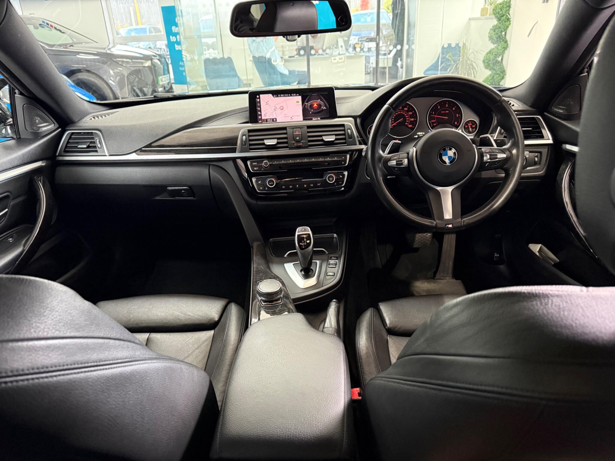 BMW 4 Series view 17