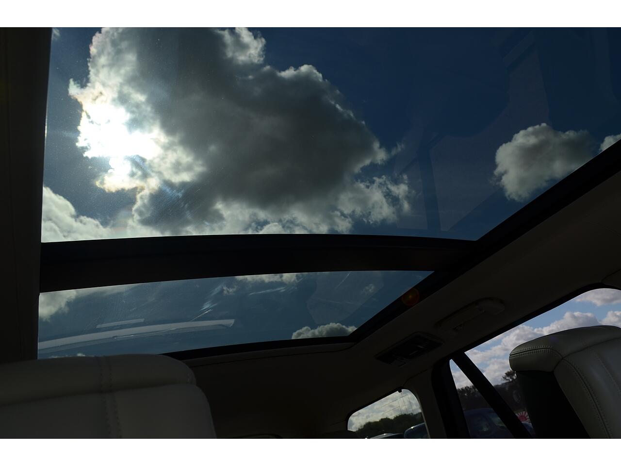 Land Rover Range Rover view 56