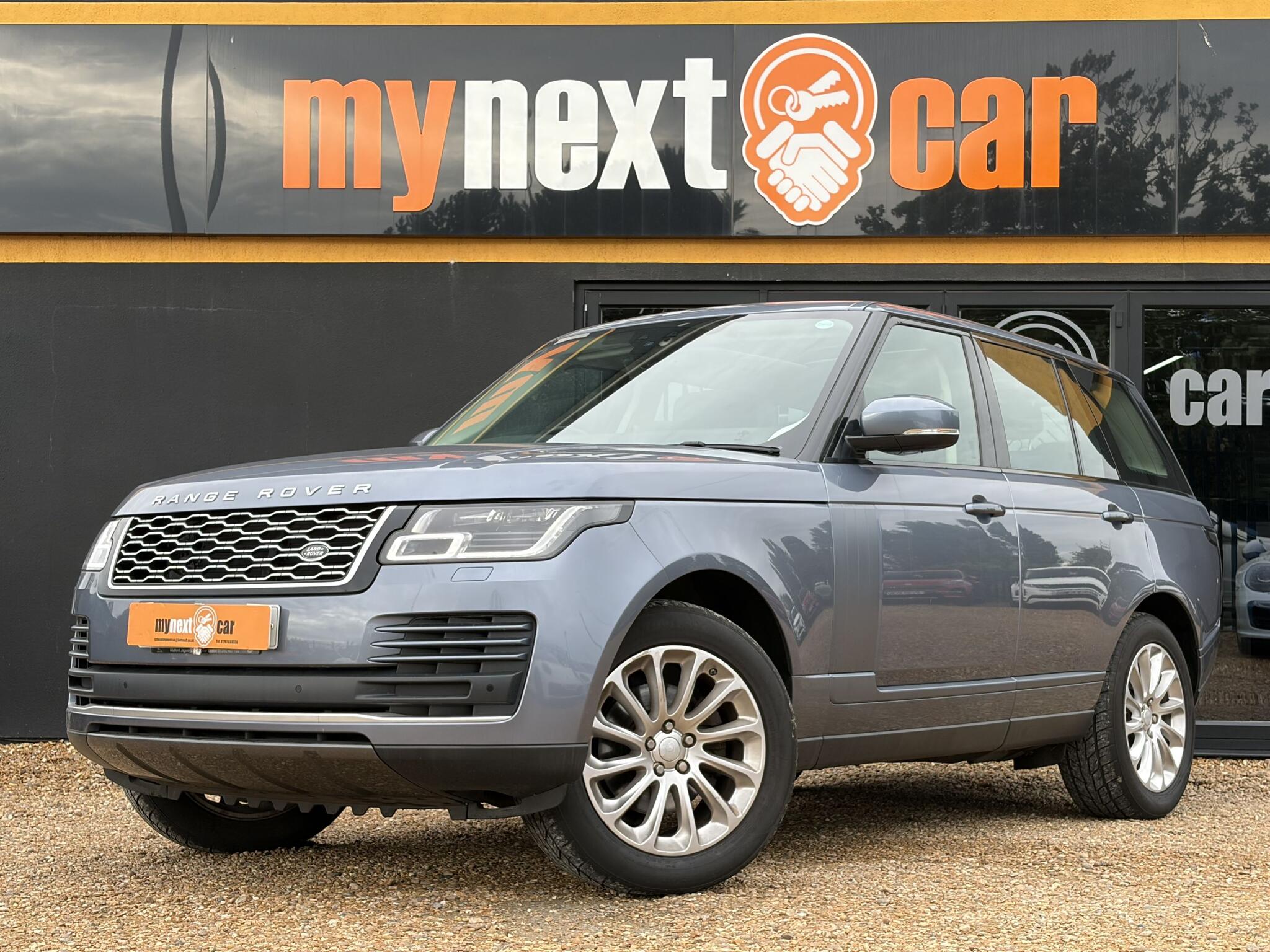 Land Rover Range Rover view 3
