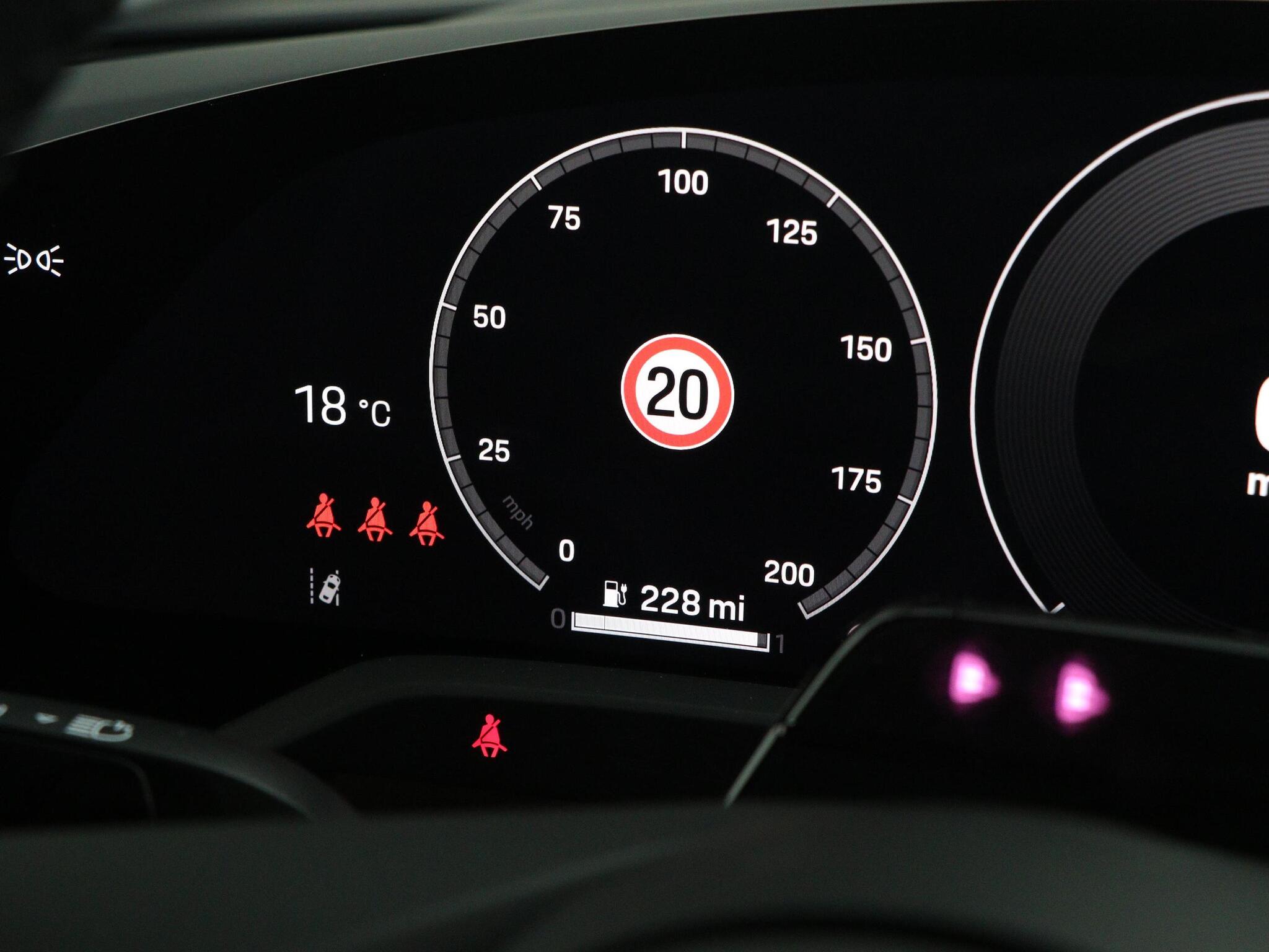 Porsche Taycan view 39