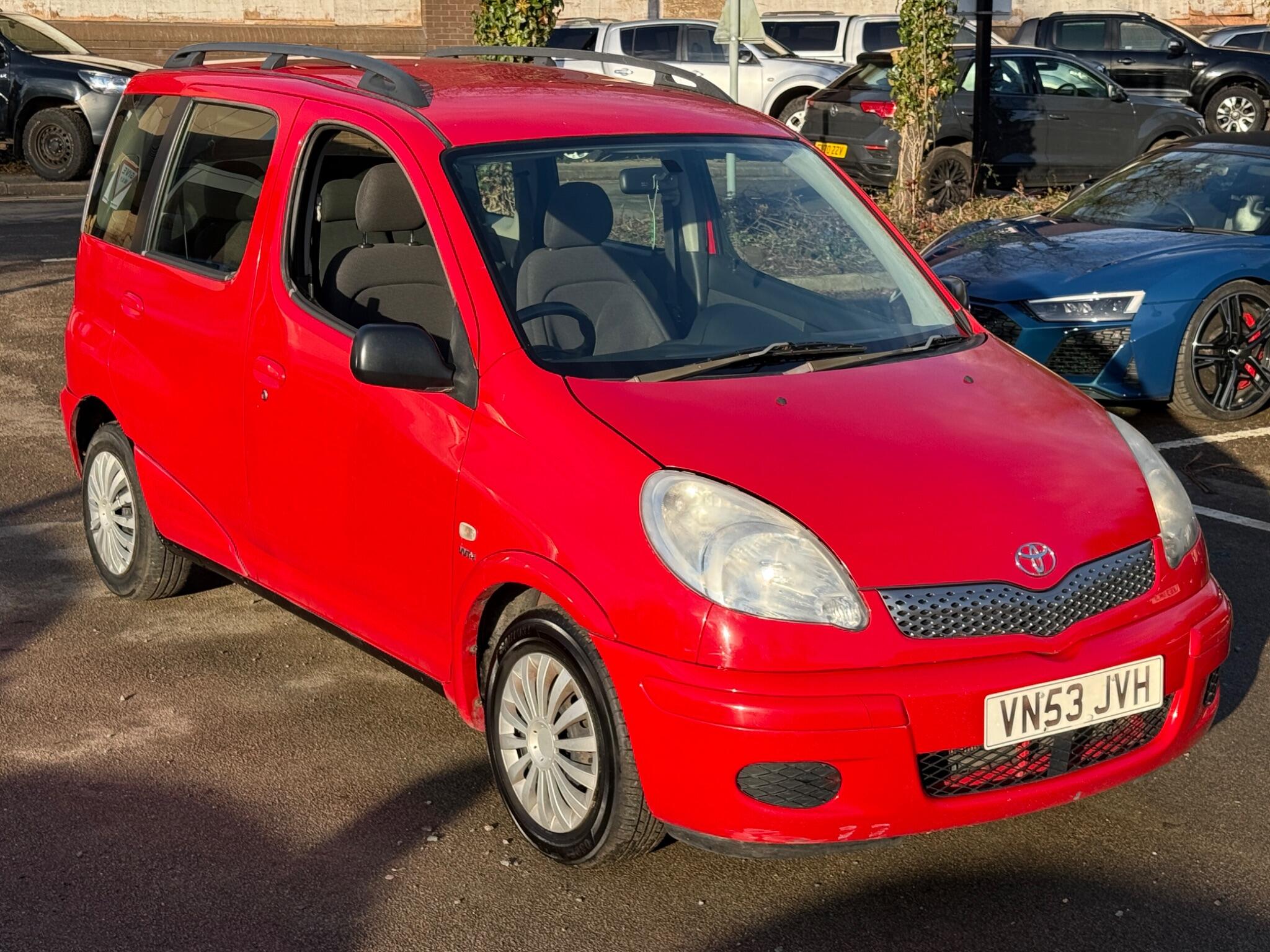 Toyota Yaris Verso - Image 6