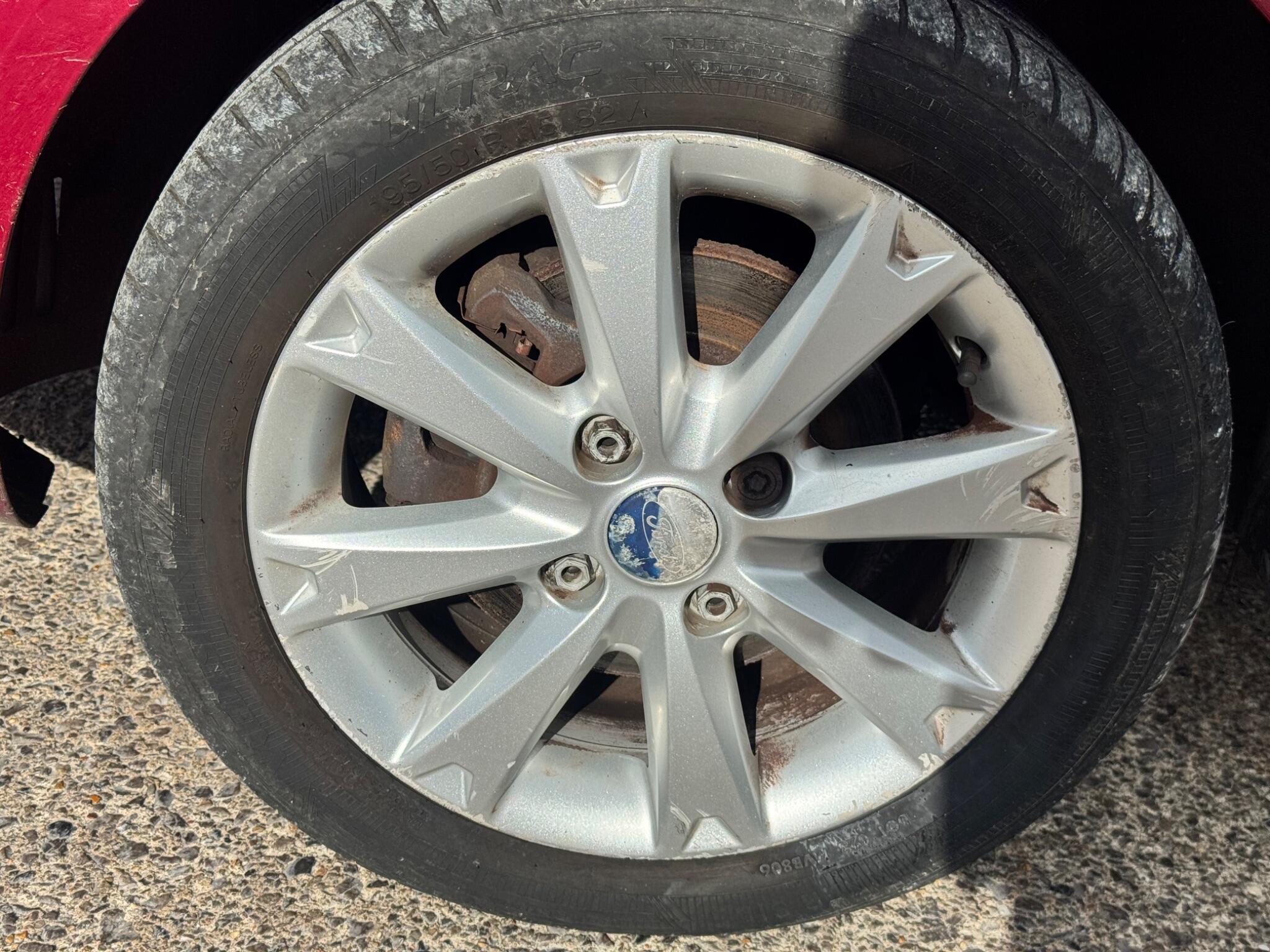 Ford Fiesta view 32