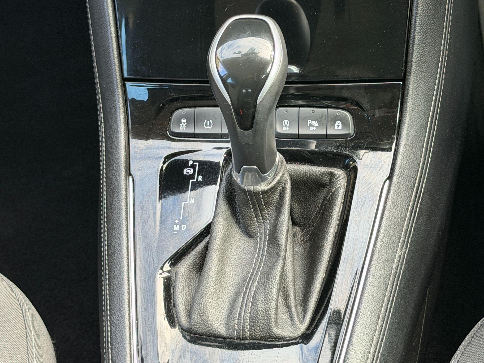 Vauxhall Grandland X view 39