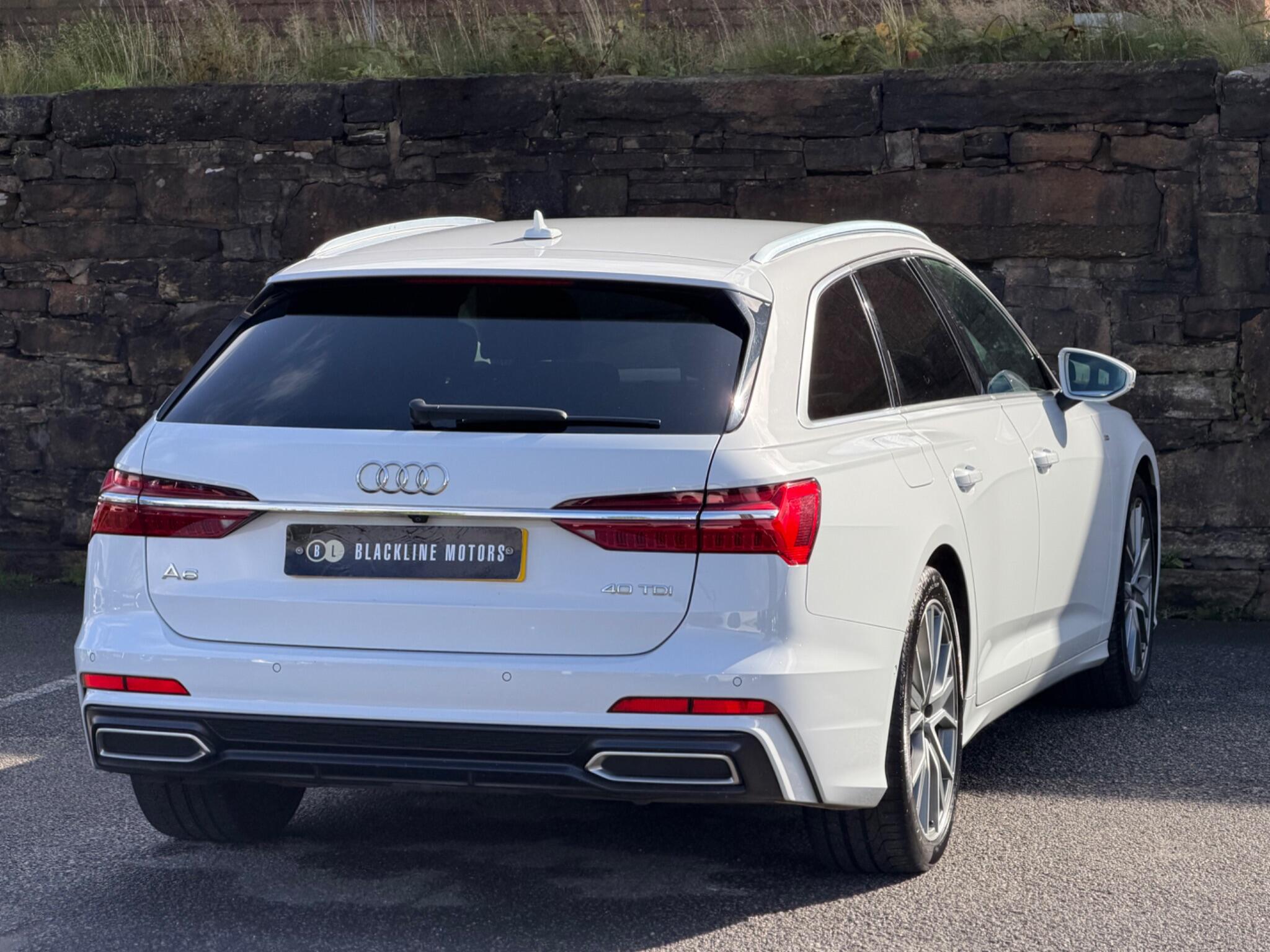 Audi A6 view 7