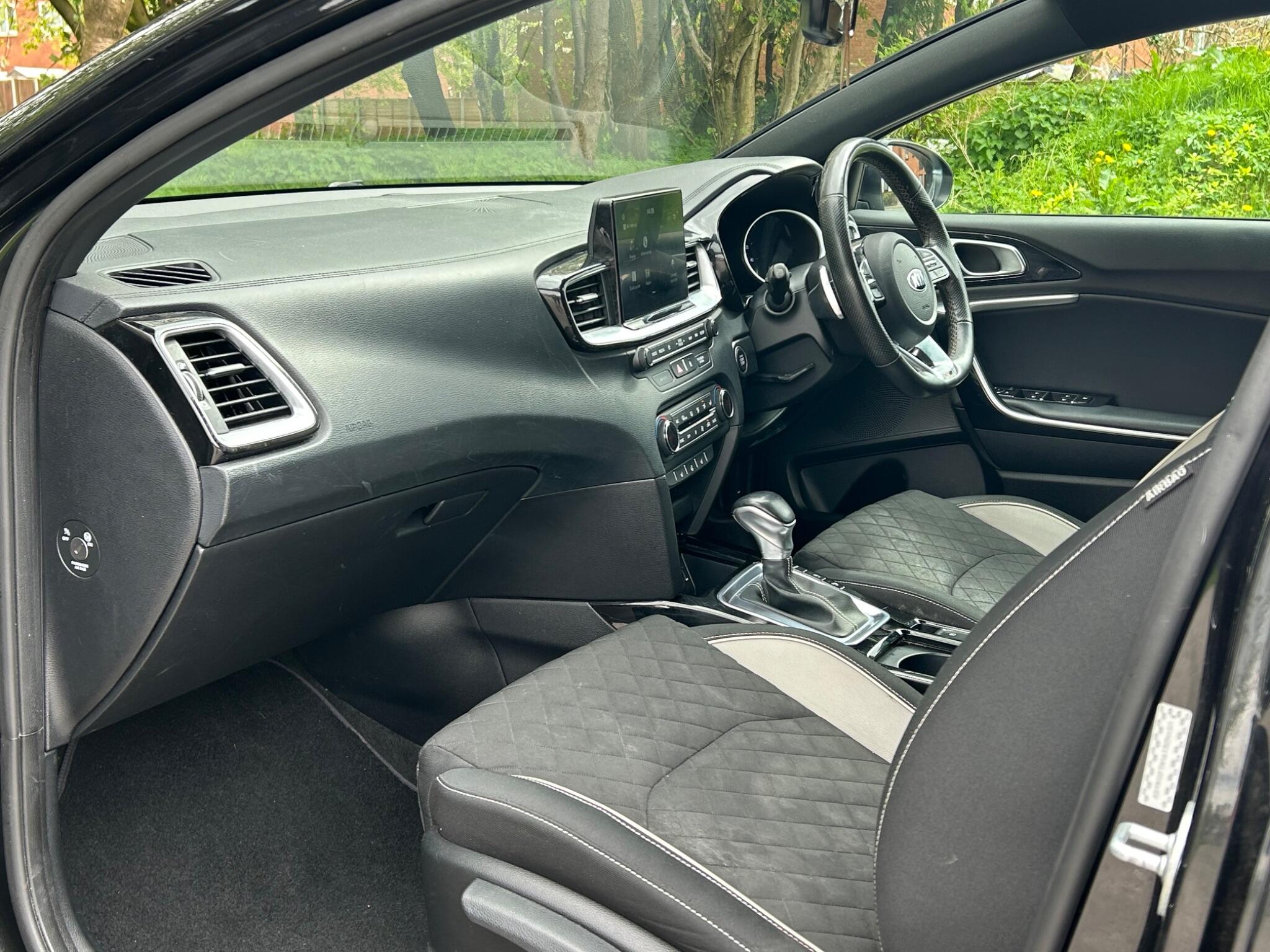 Kia Proceed view 16