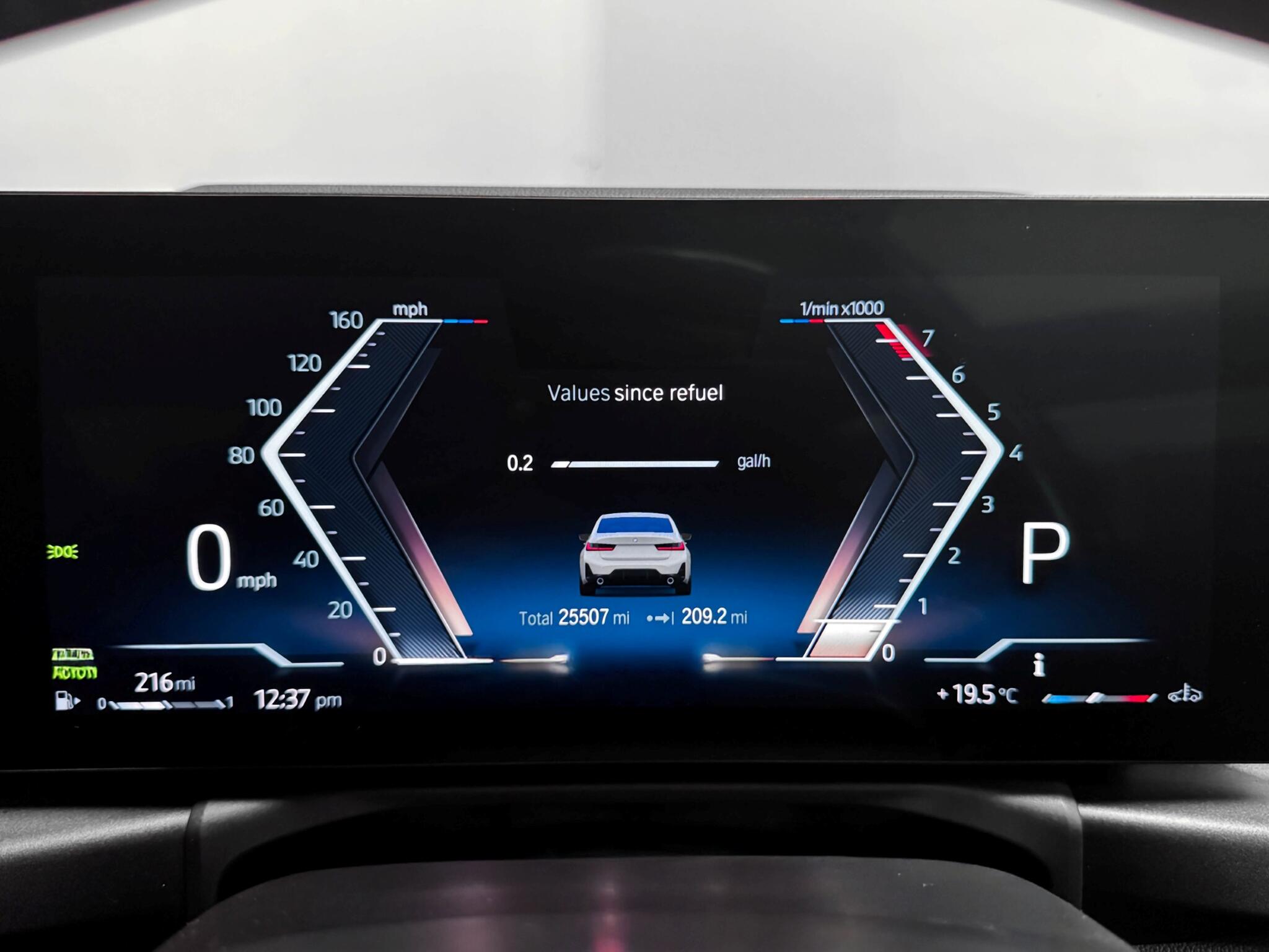 BMW 3 Series view 29