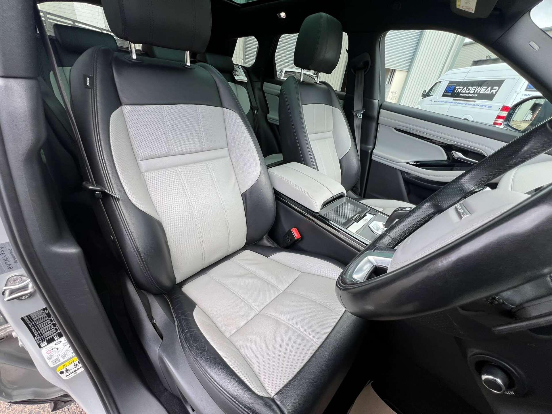 Land Rover Range Rover Evoque view 8