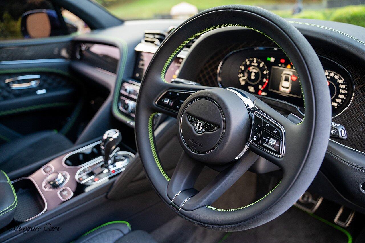 Bentley Bentayga view 53