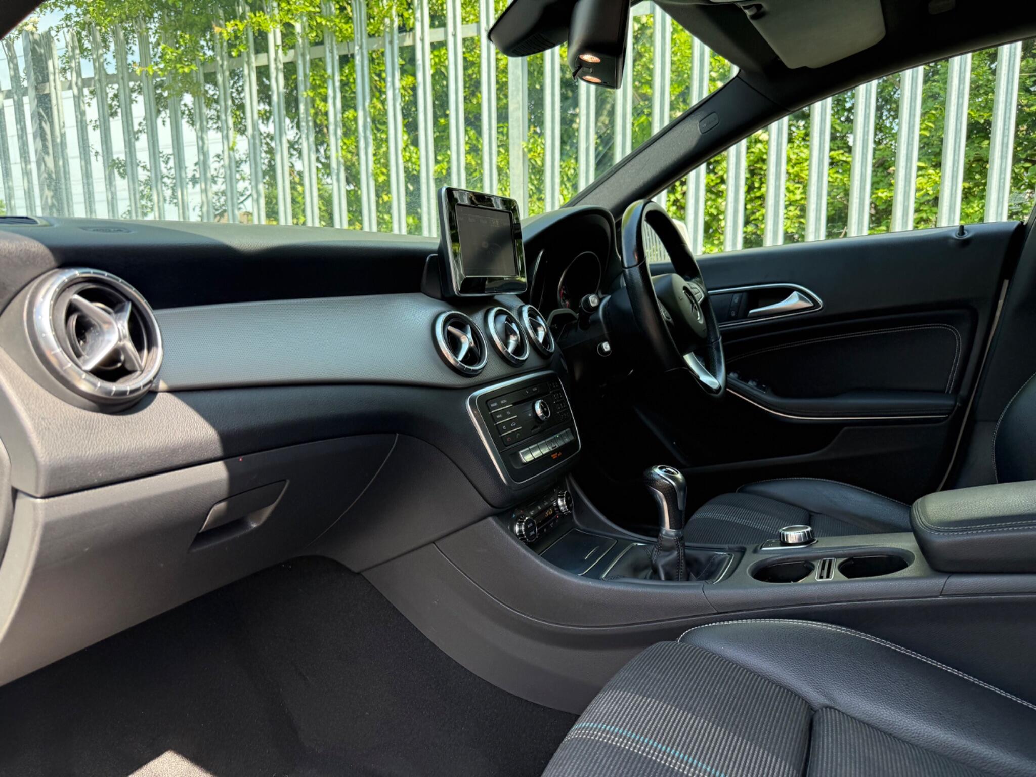 2018 Mercedes-Benz CLA image 21