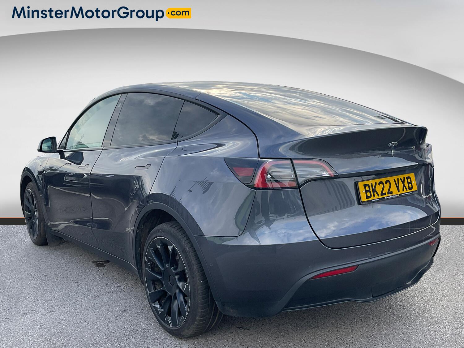 Tesla Model 3 view 4