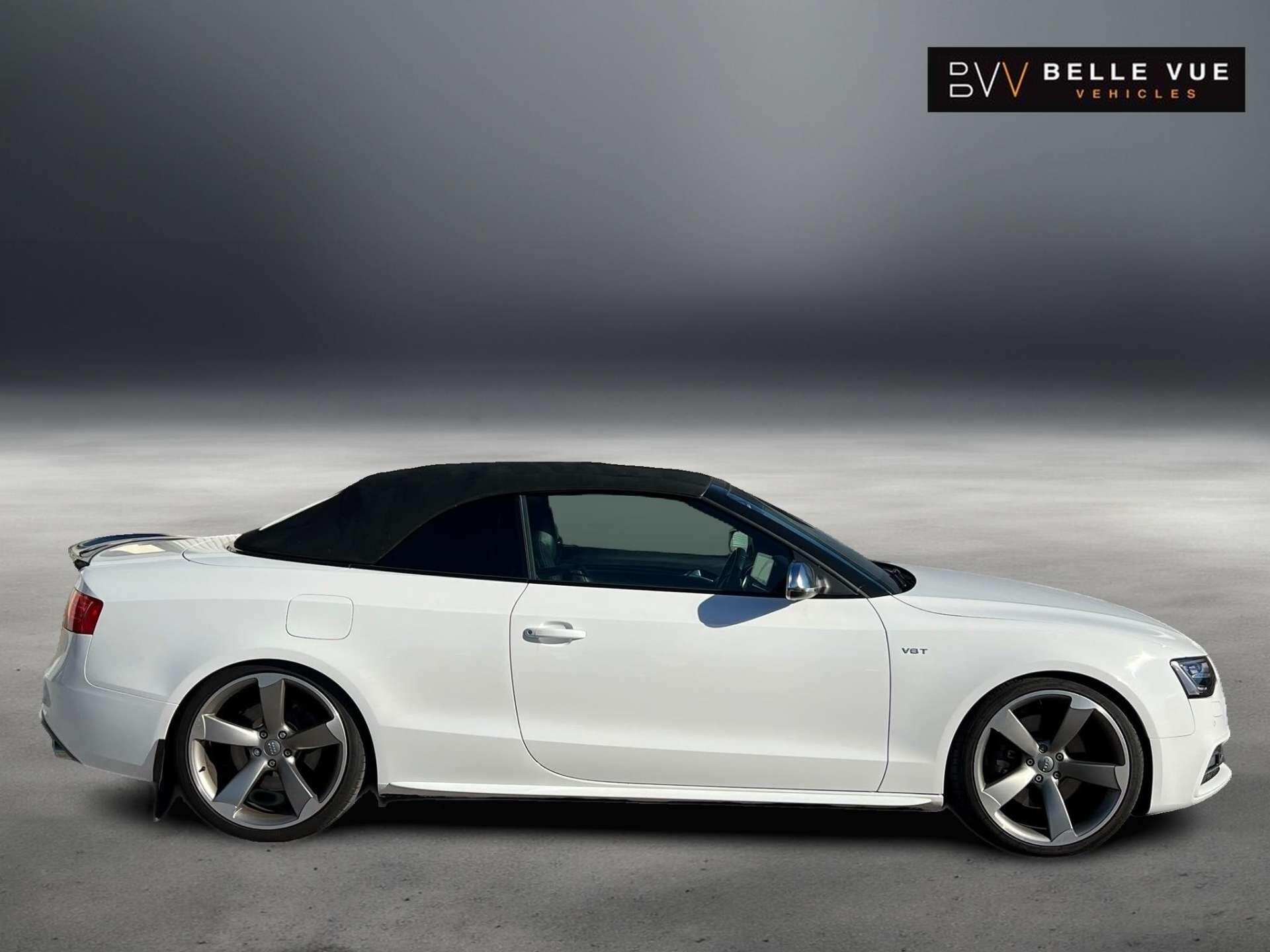 Audi S5 view 3