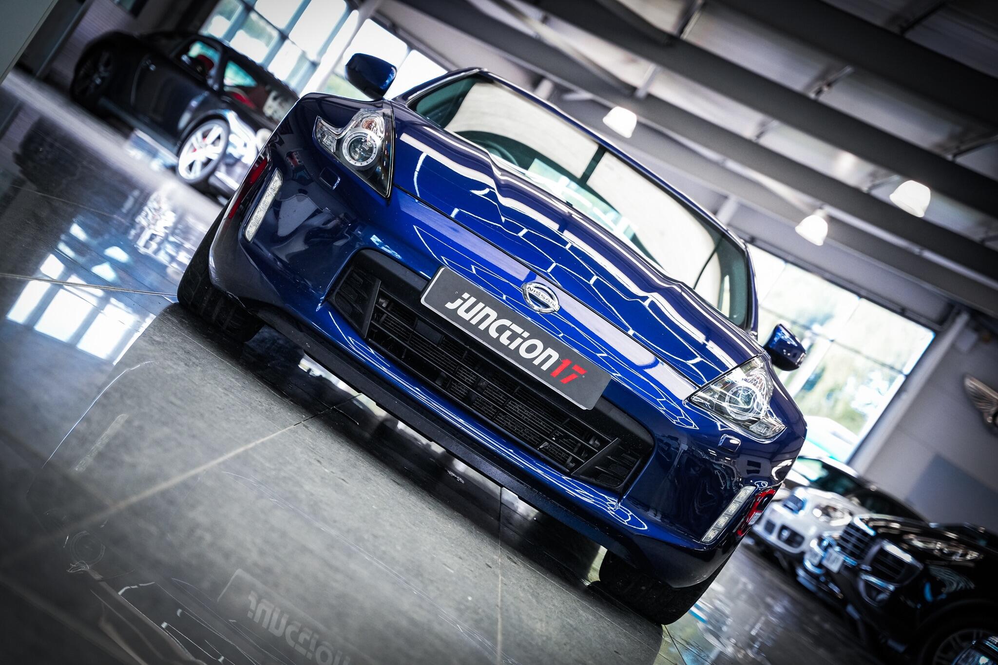 Nissan 370z view 4