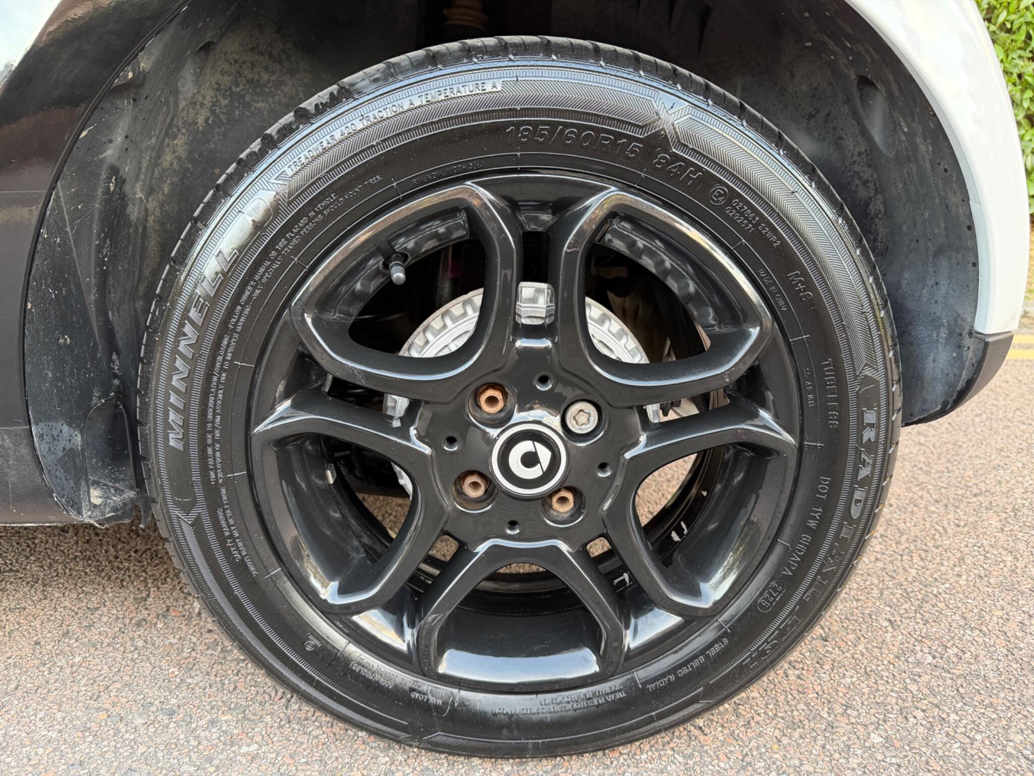 smart Fortwo view 35