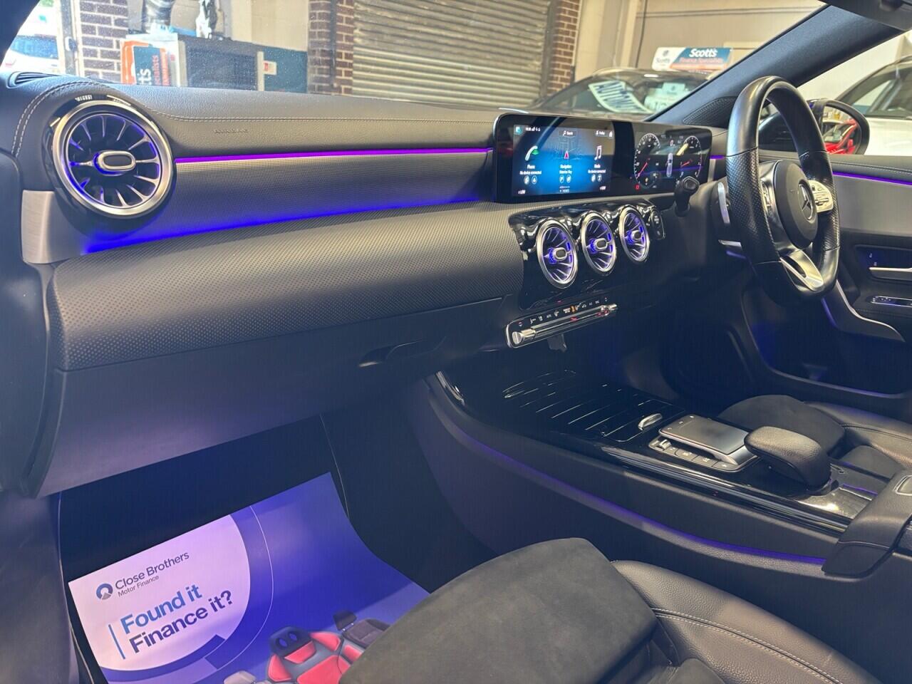 Mercedes-Benz A-Class view 25