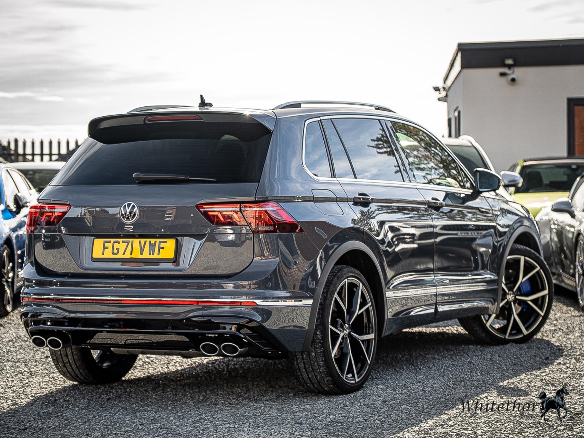 Volkswagen Tiguan view 6