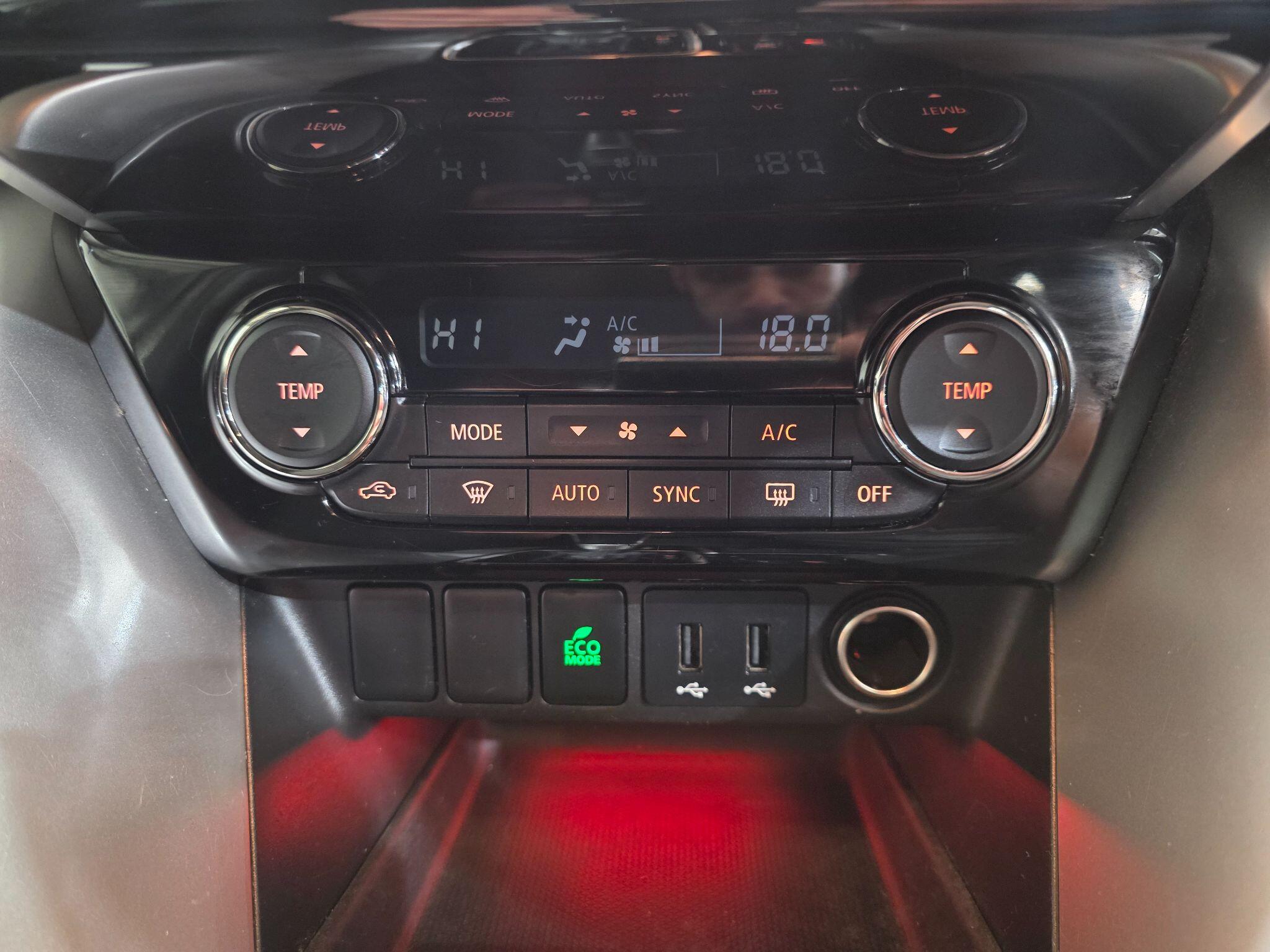 Mitsubishi Eclipse Cross view 9