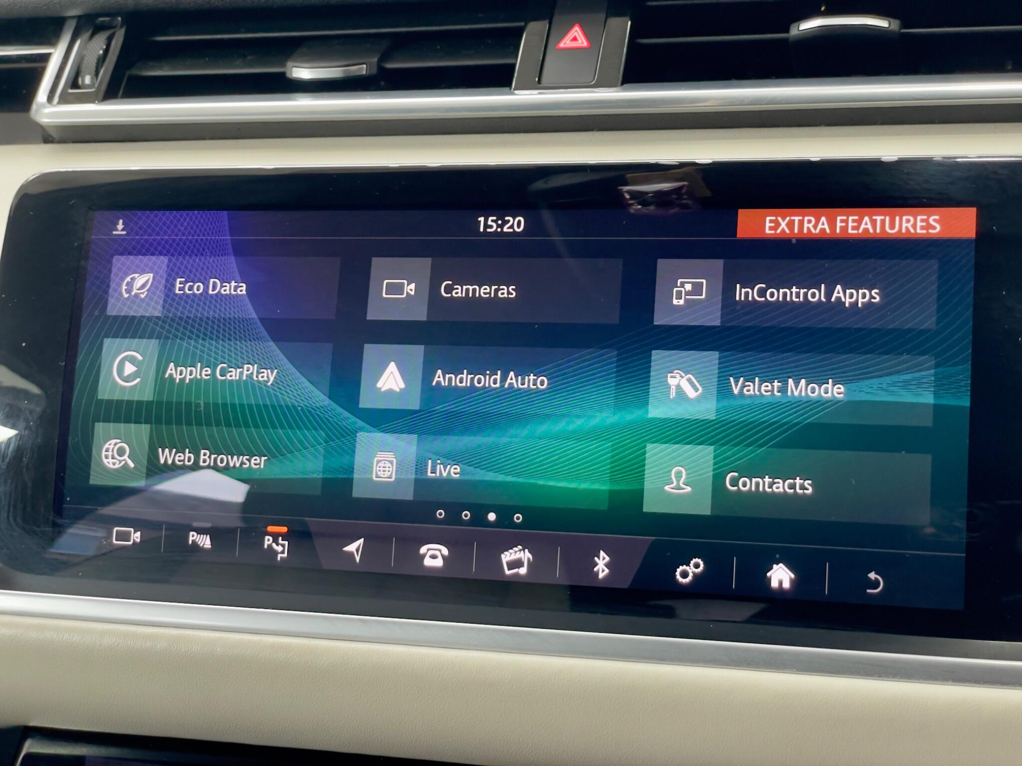 Land Rover Range Rover Velar view 62