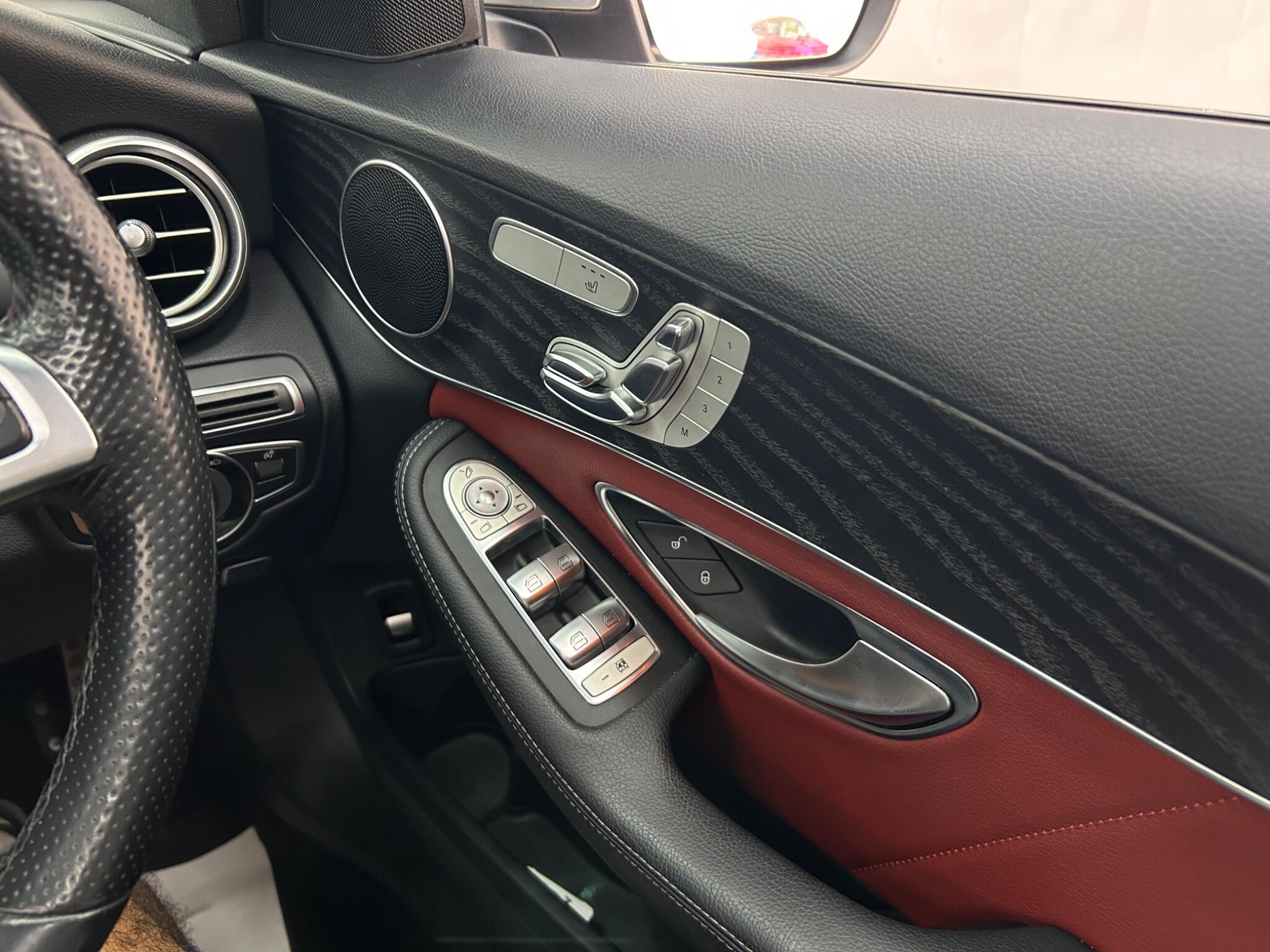 Mercedes-Benz C Class view 51