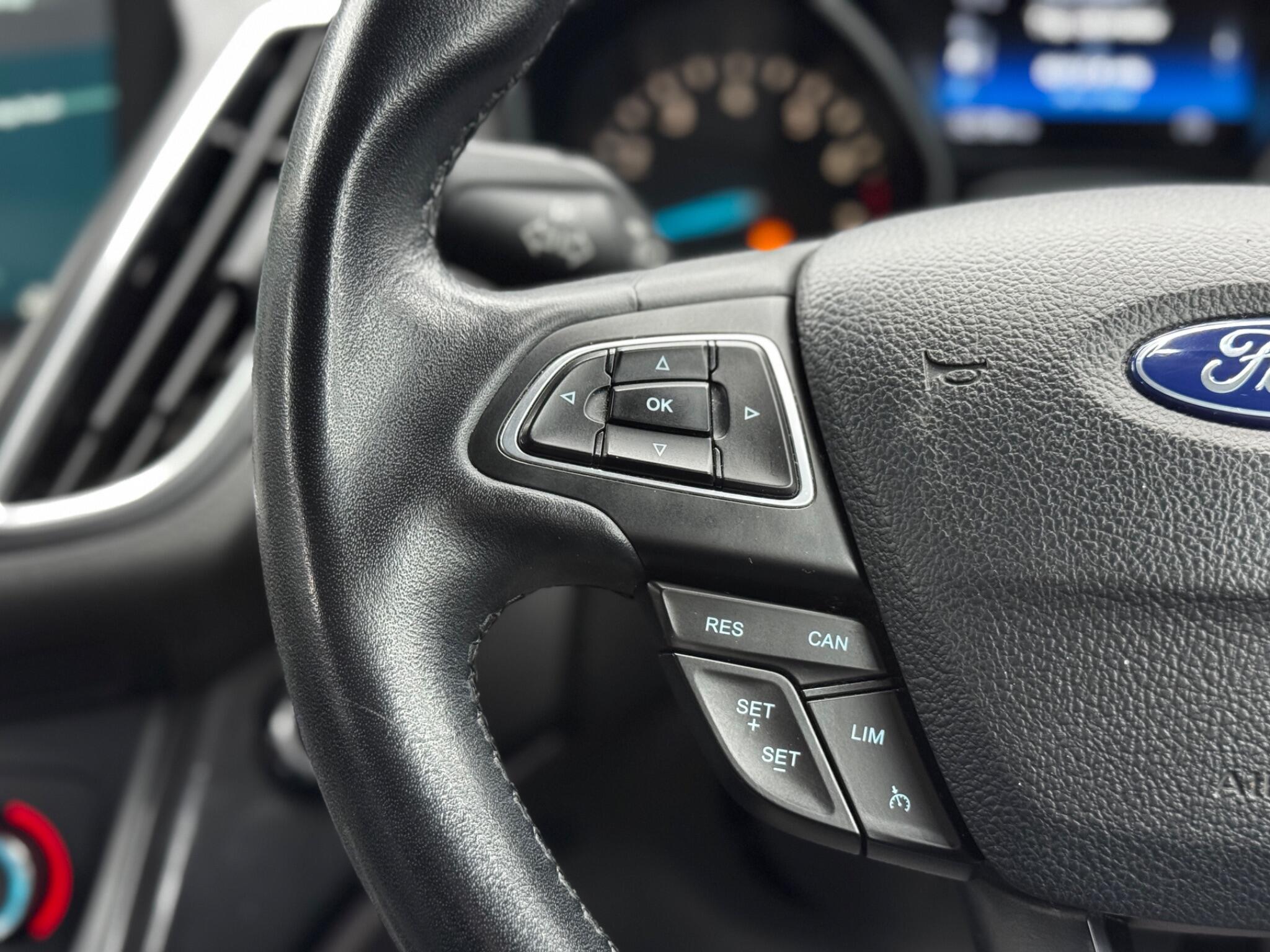 Ford C-Max view 20