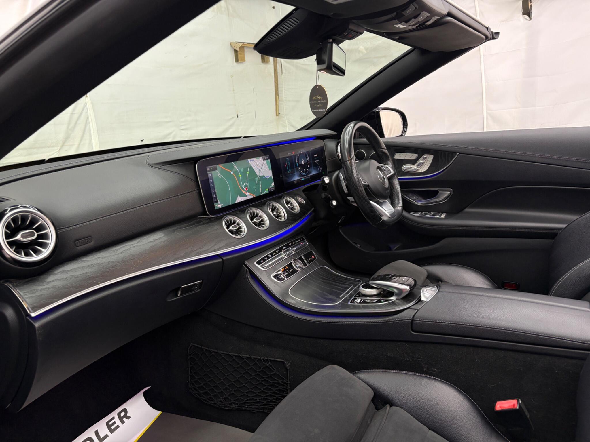 Mercedes-Benz E-Class view 19