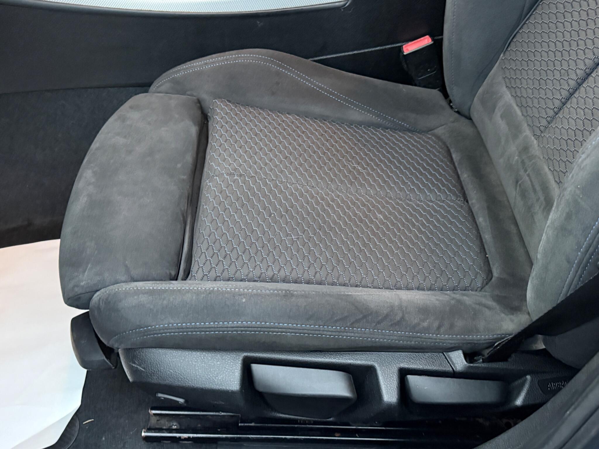 BMW 1 Series - Image 45