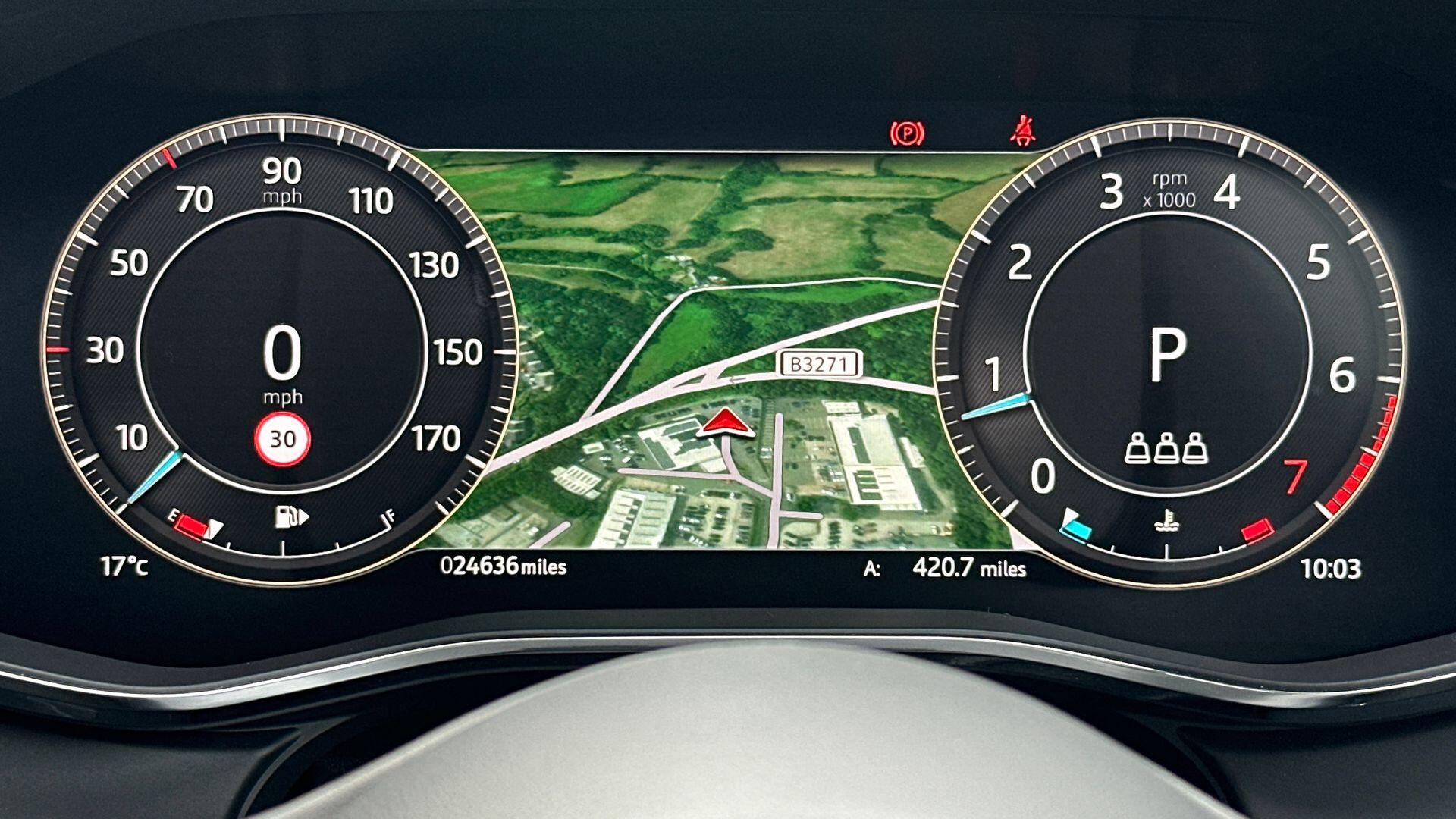 Jaguar XF view 16