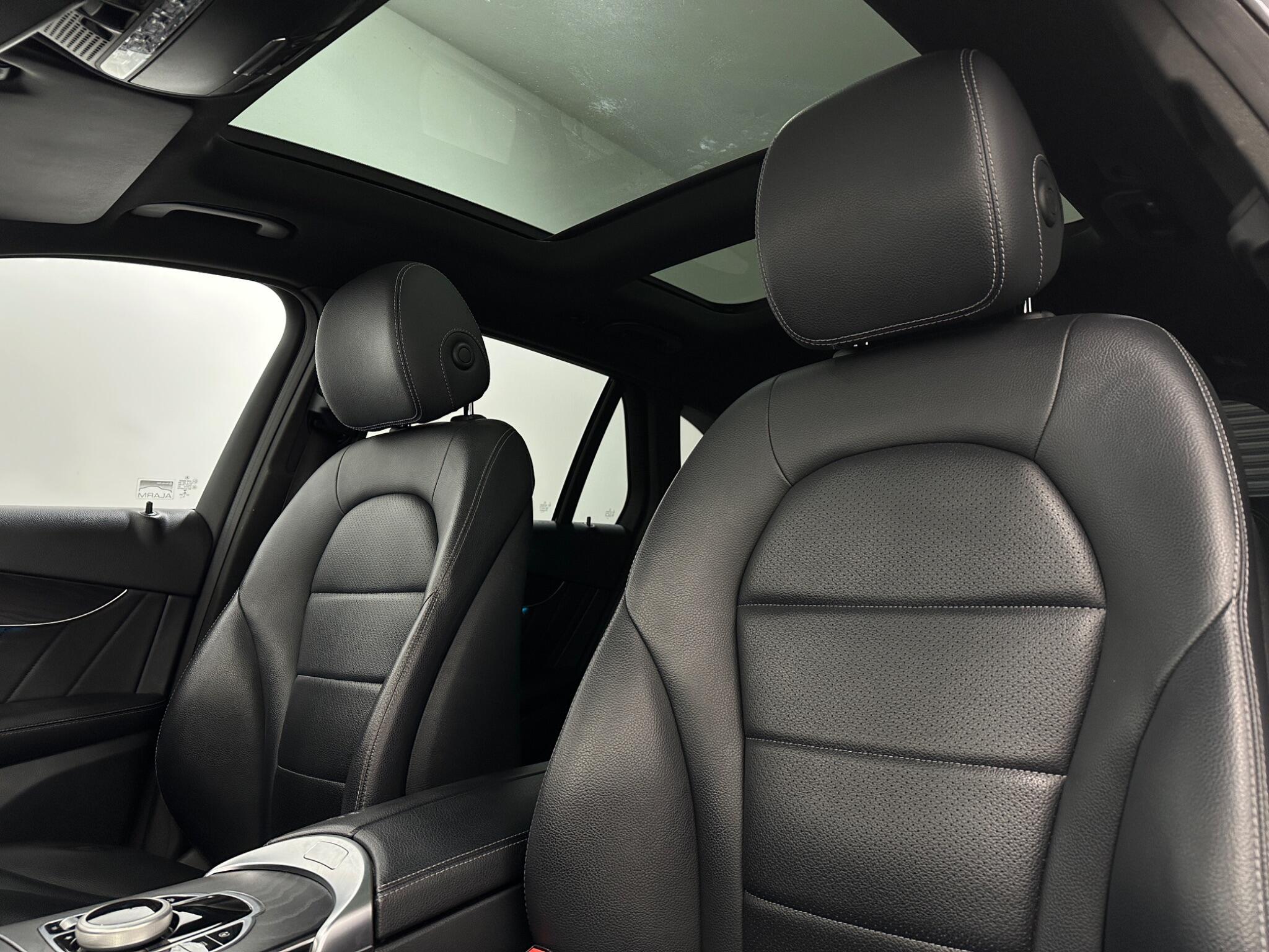 Mercedes-Benz GLC view 37