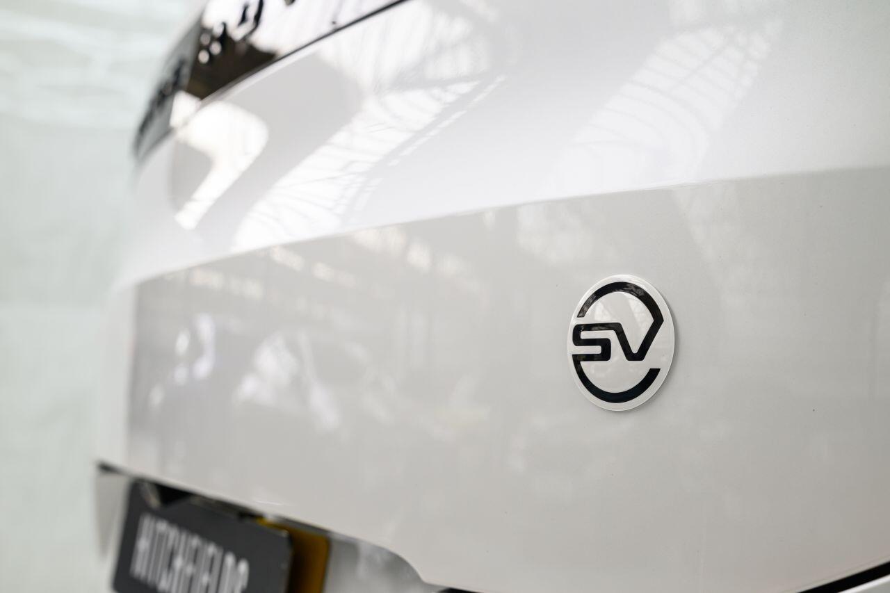 Land Rover Range Rover Sport view 14