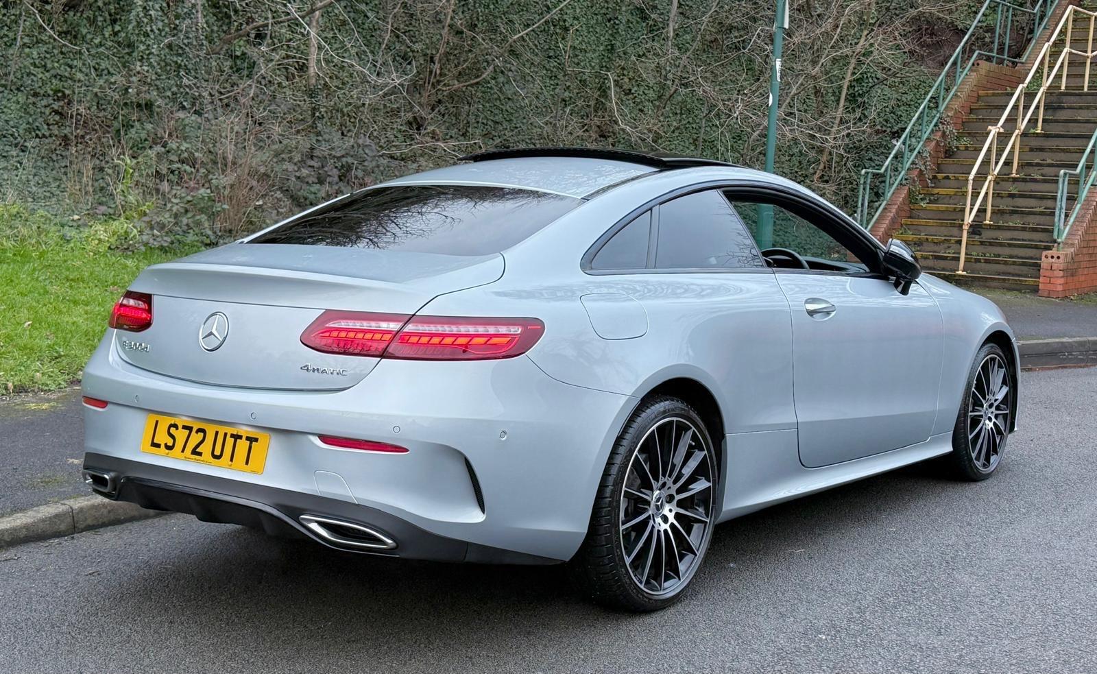 Mercedes-Benz E-Class view 45
