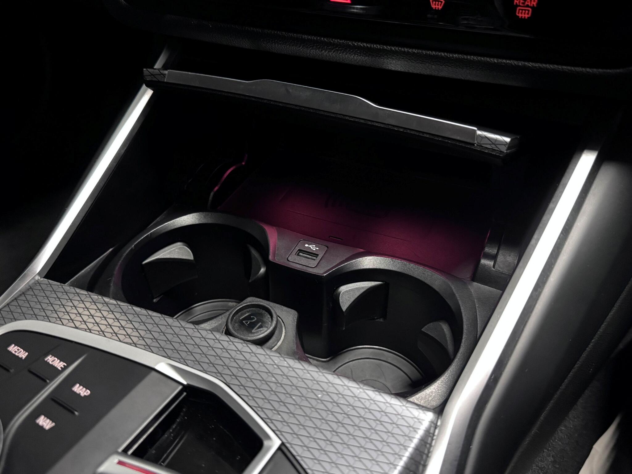 BMW 3 Series view 35