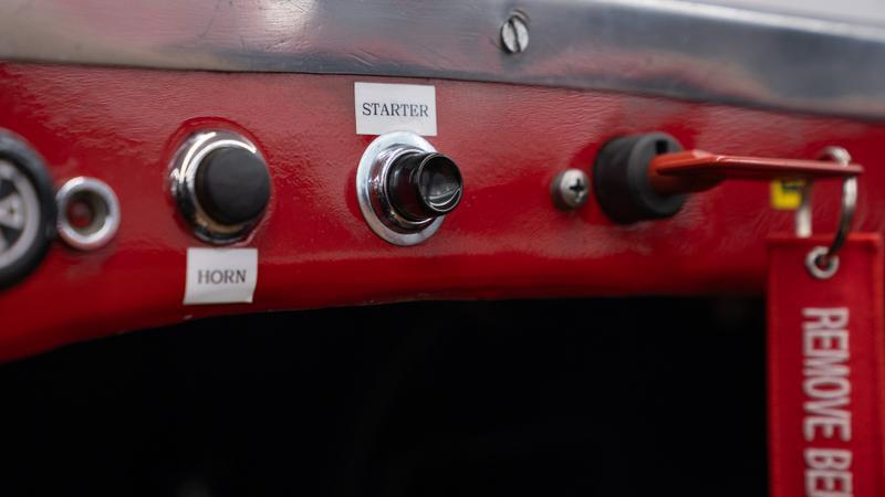 Fiat 1100 view 34