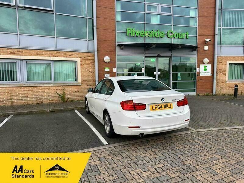 2014 BMW 3 Series 2.0 320d ED EfficientDynamics Business Auto Euro 5 (s/s) 4dr • 90,200 miles image 10