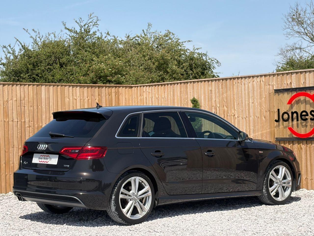 Audi A3 view 8