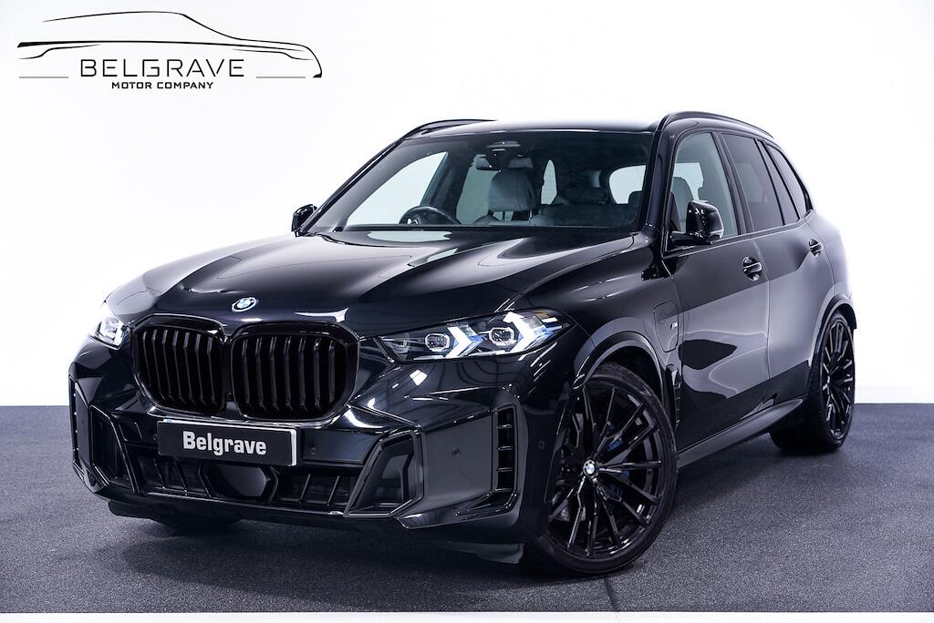 BMW X5 view 2