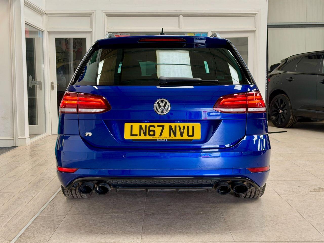 Volkswagen Golf view 14