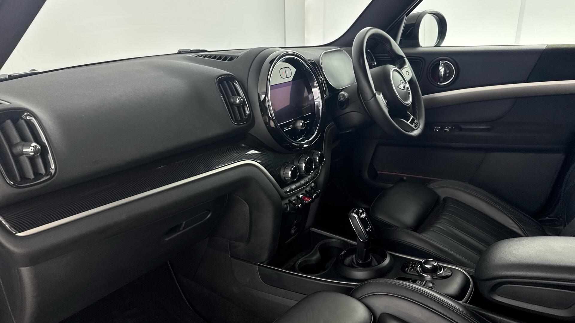 MINI Countryman view 10