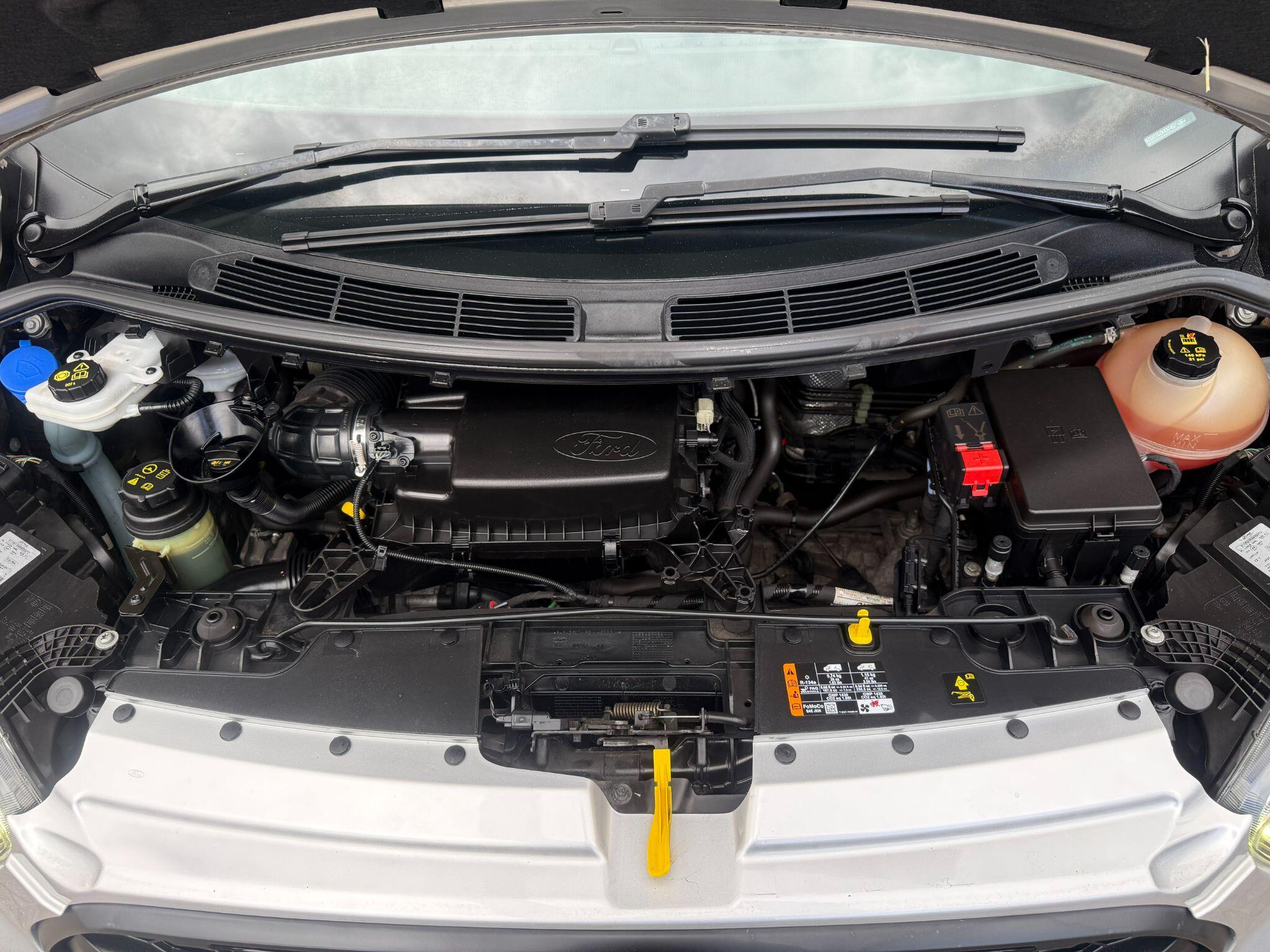 Ford Transit Custom view 24