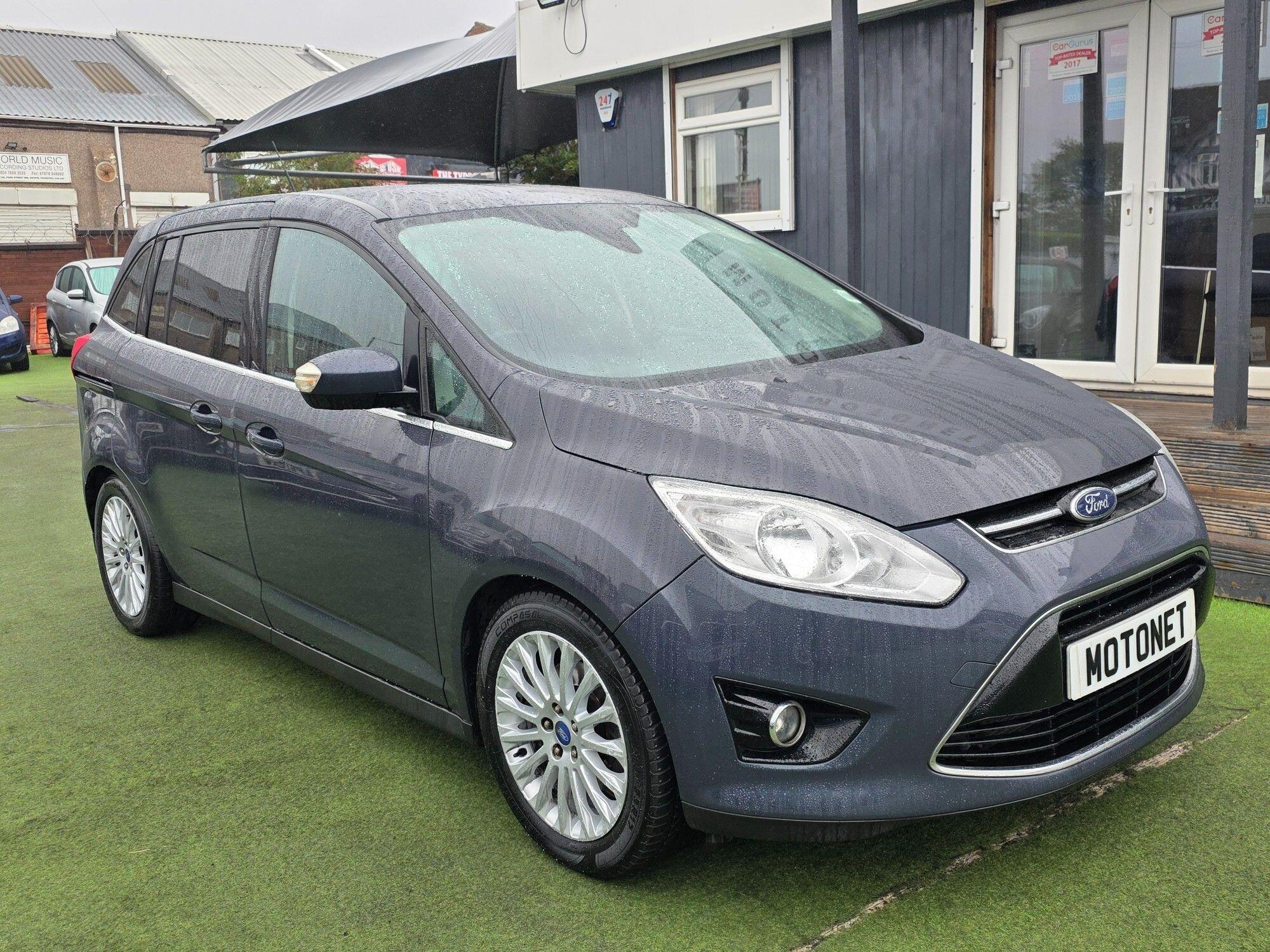 Ford Grand C-Max view 3