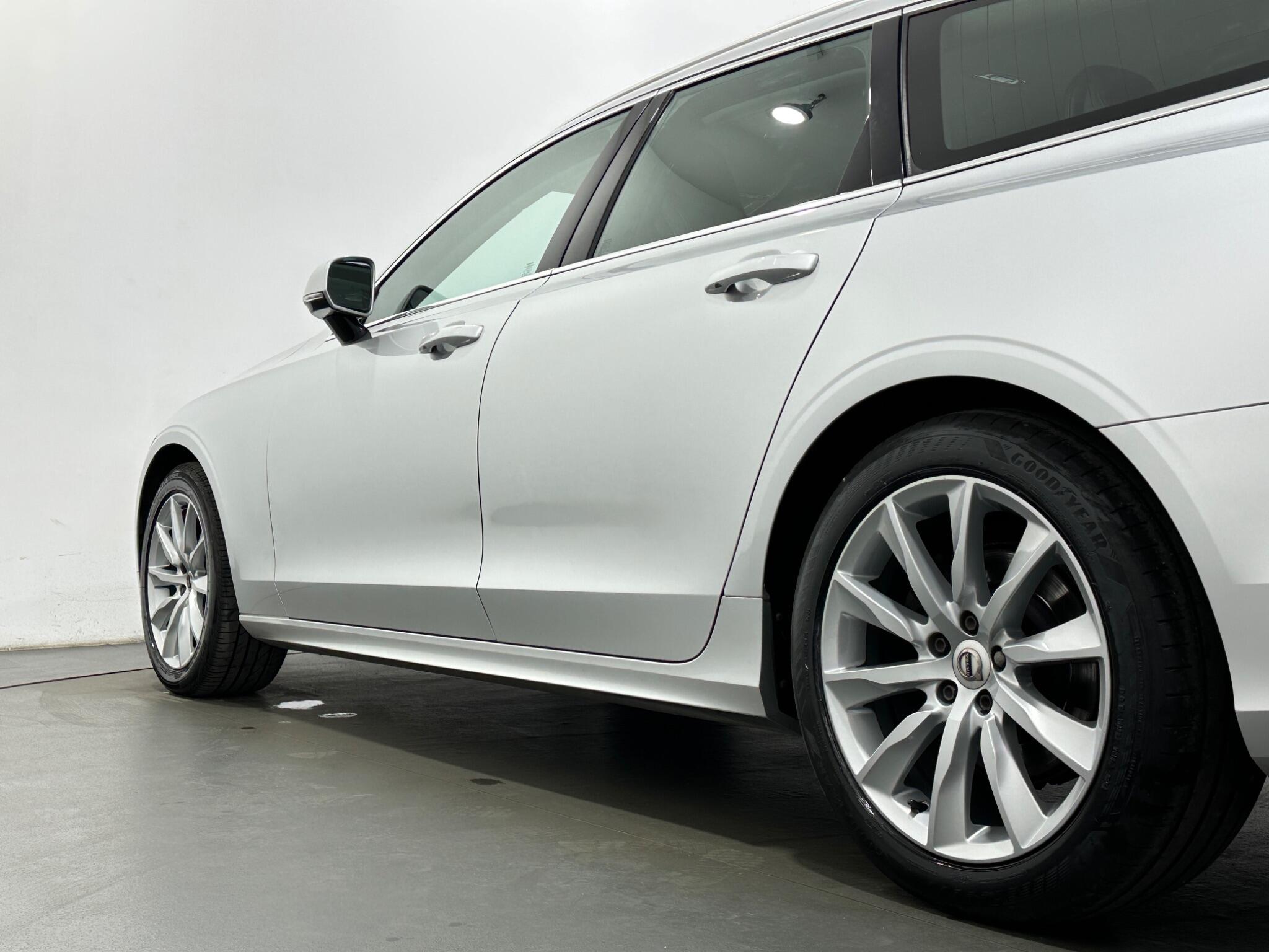 Volvo V90 view 49