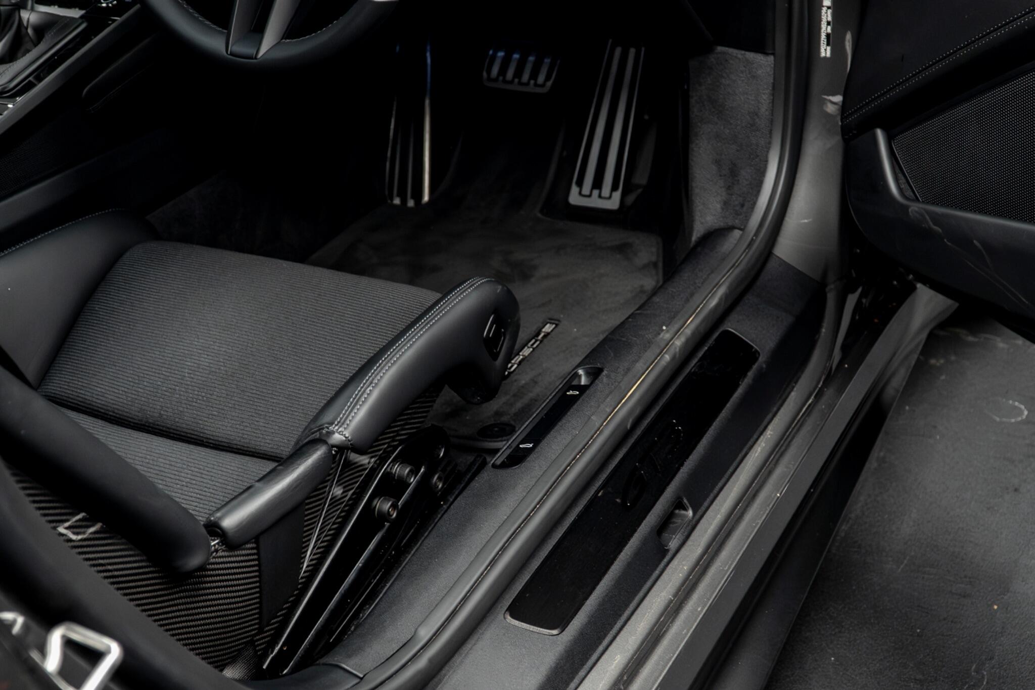 Porsche 911 view 43