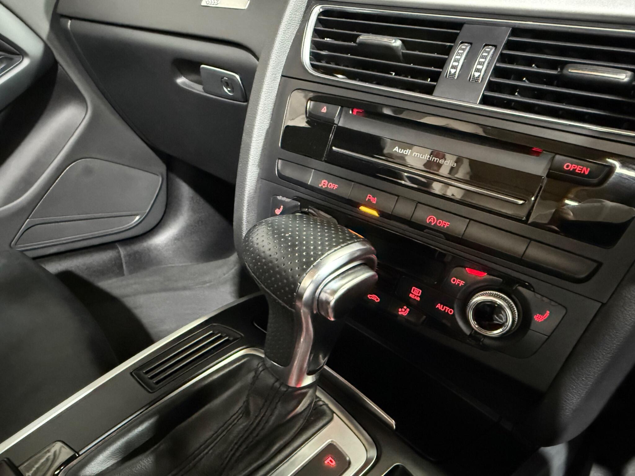 Audi A5 Cabriolet view 32