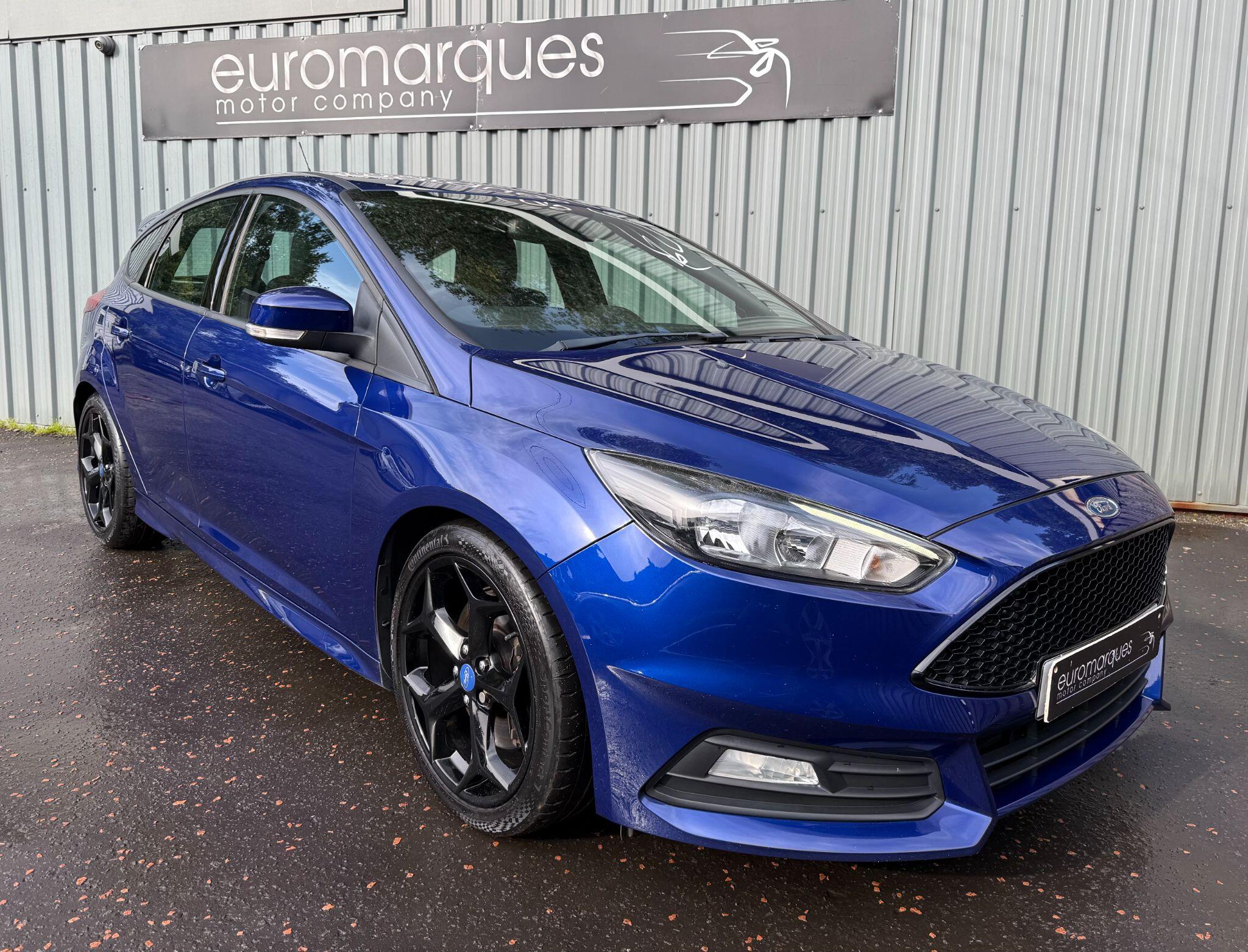 Ford Focus view 13