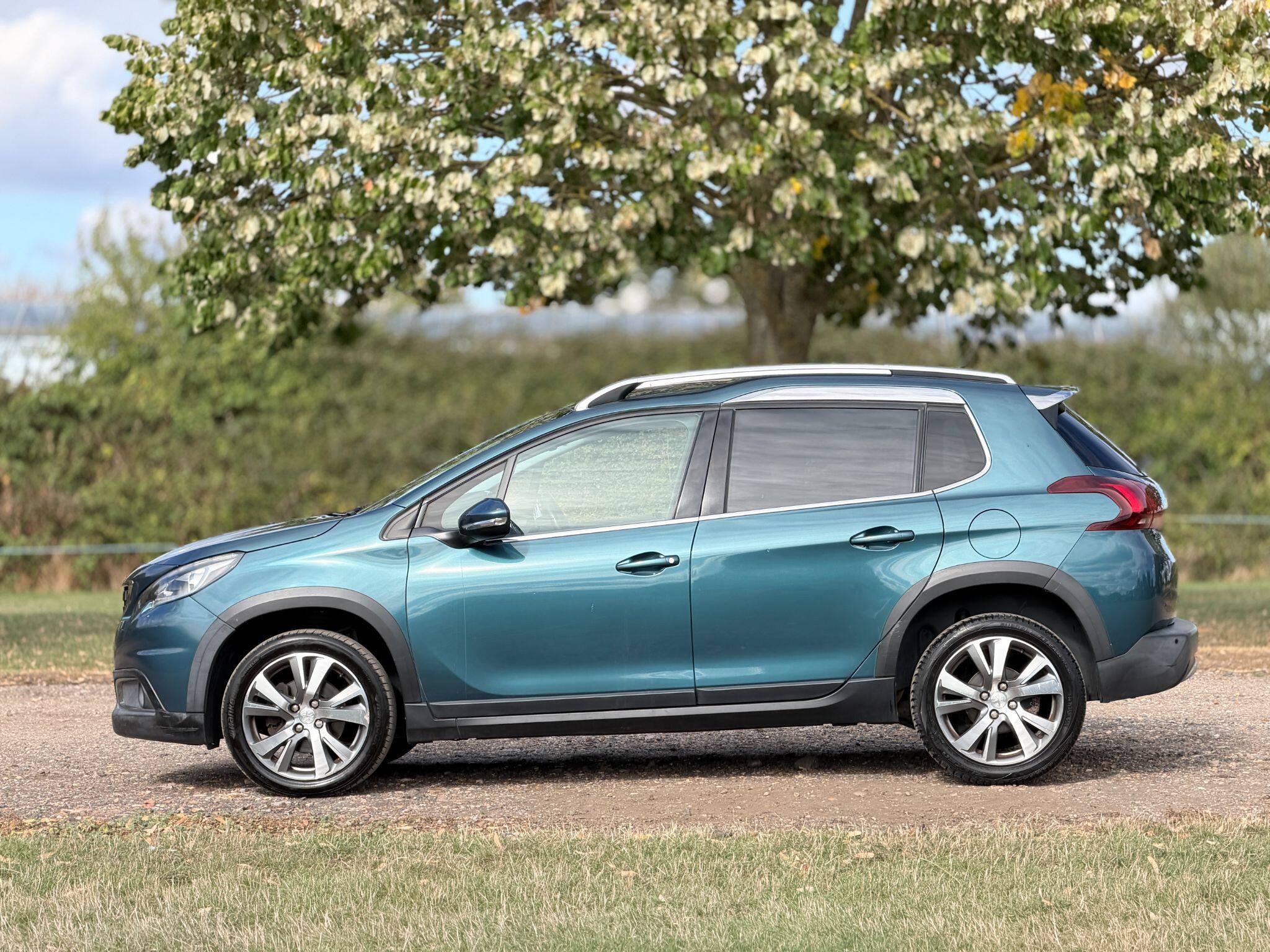 Peugeot 2008 view 15
